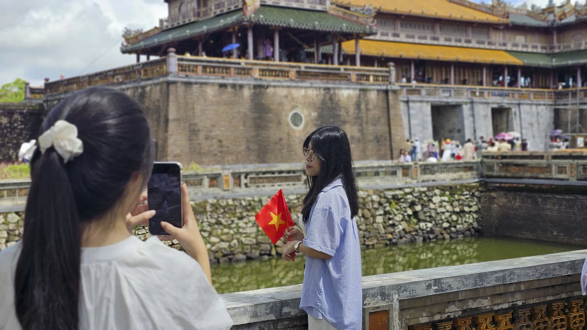tham-di-tich-hue-trong-ngay-tet-doc-lap-15.jpg