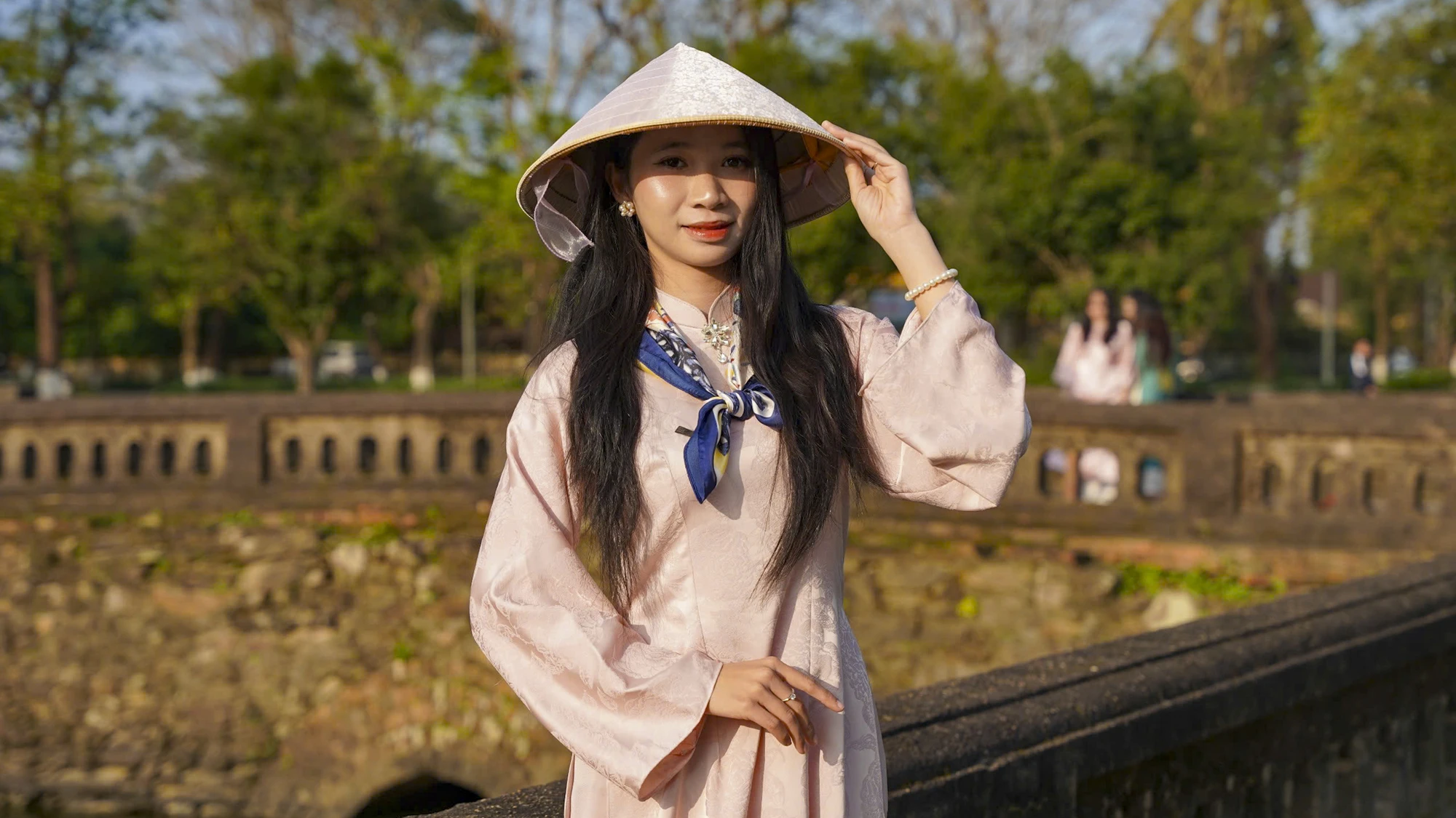 nang-tho-xu-hue-3.jpg