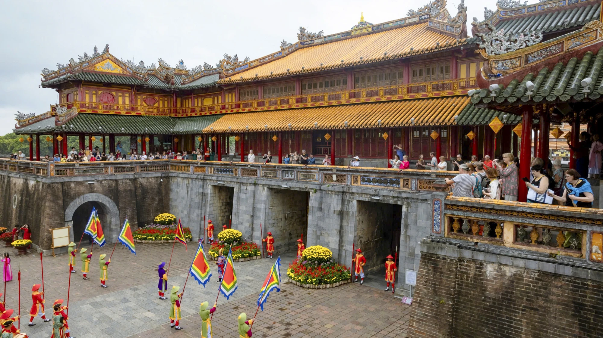 dai-noi-hue-3.jpg