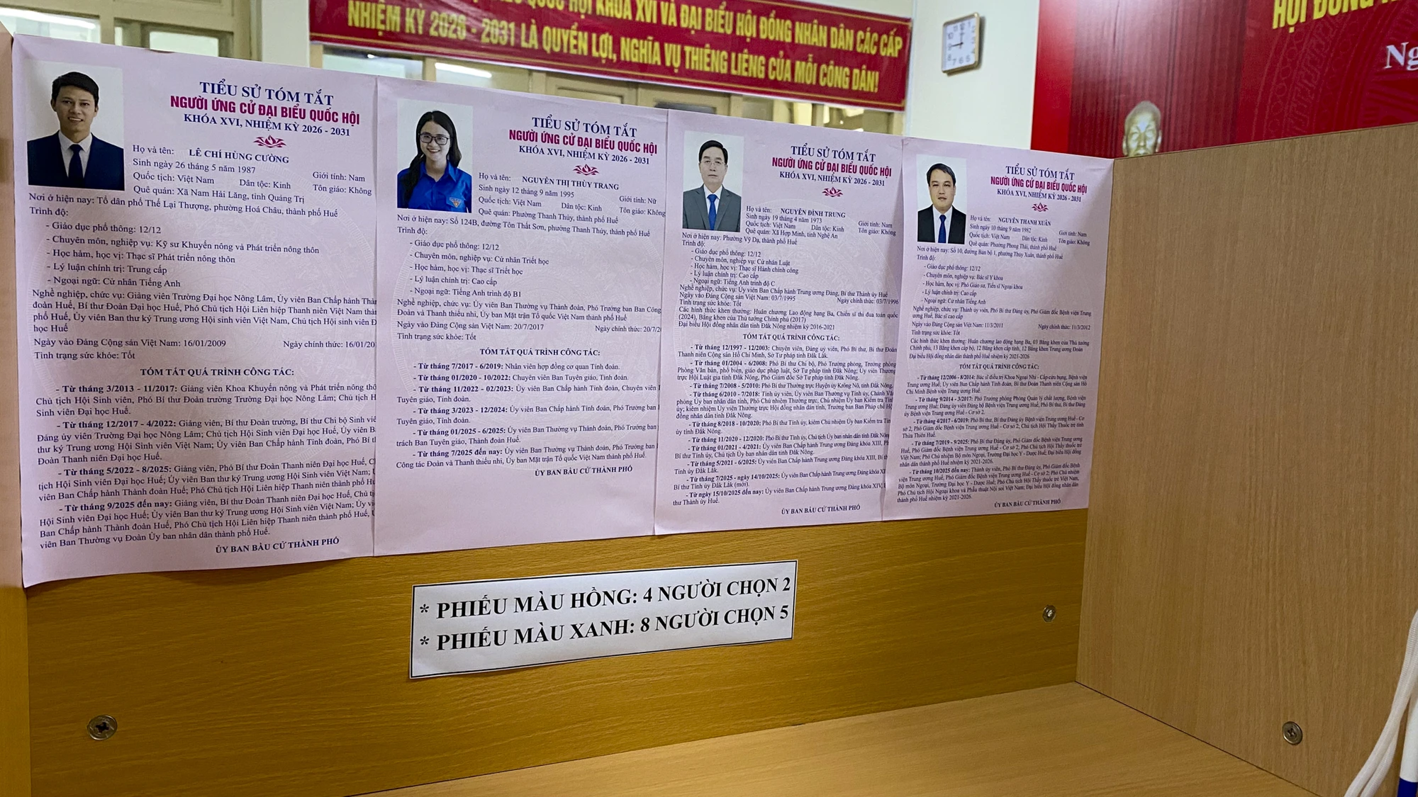 benh-vien-trung-uong-hue-chuan-bi-hom-phieu-di-dong-phuc-vu-bau-cu-tai-giuong-benh (4).jpg
