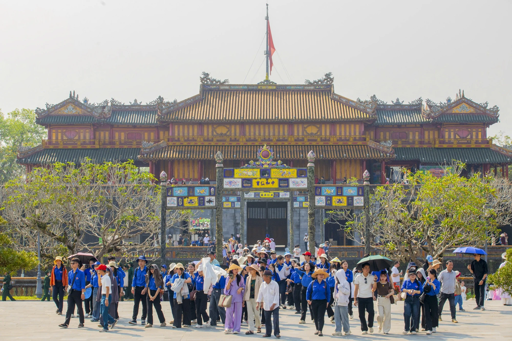 dai-noi-hue-32.jpg