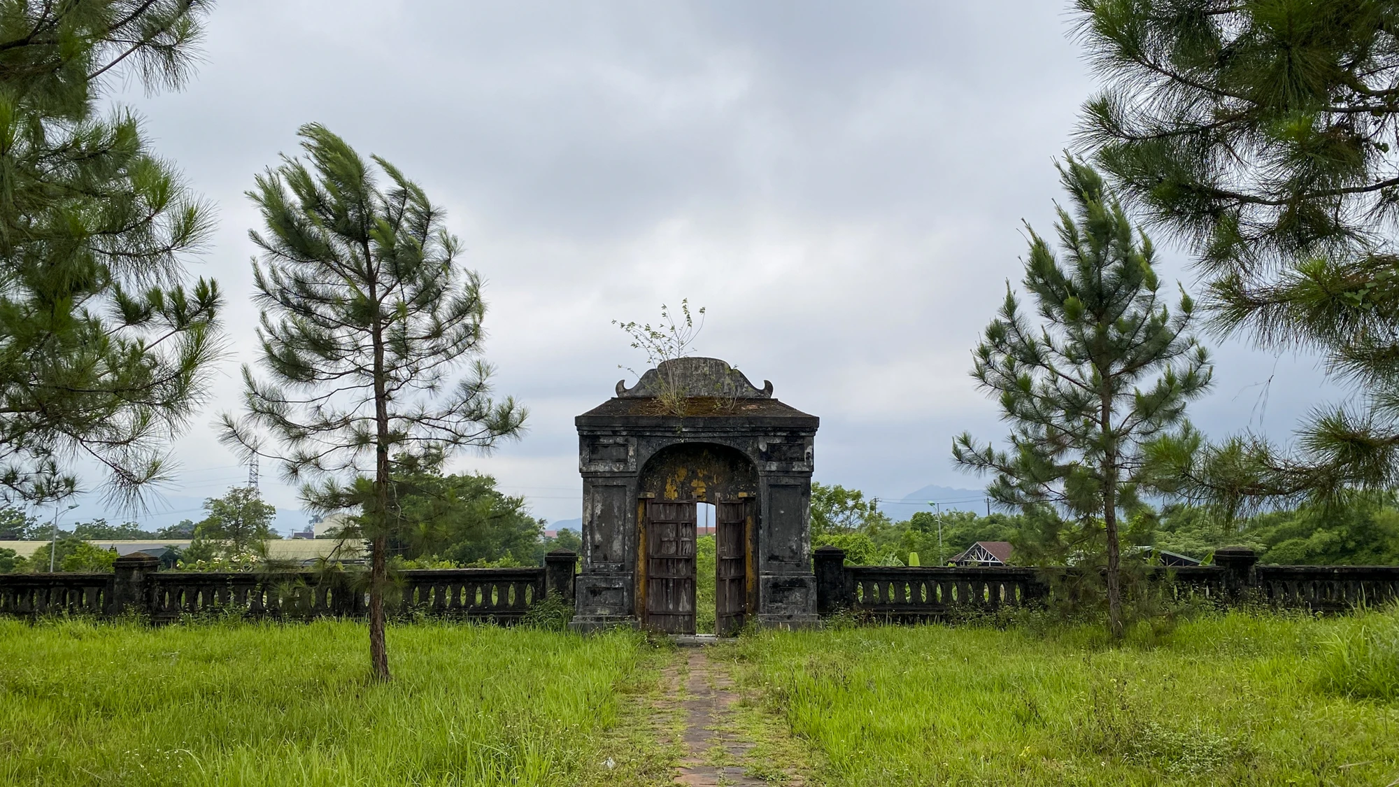 van-mieu-hue-11.jpg