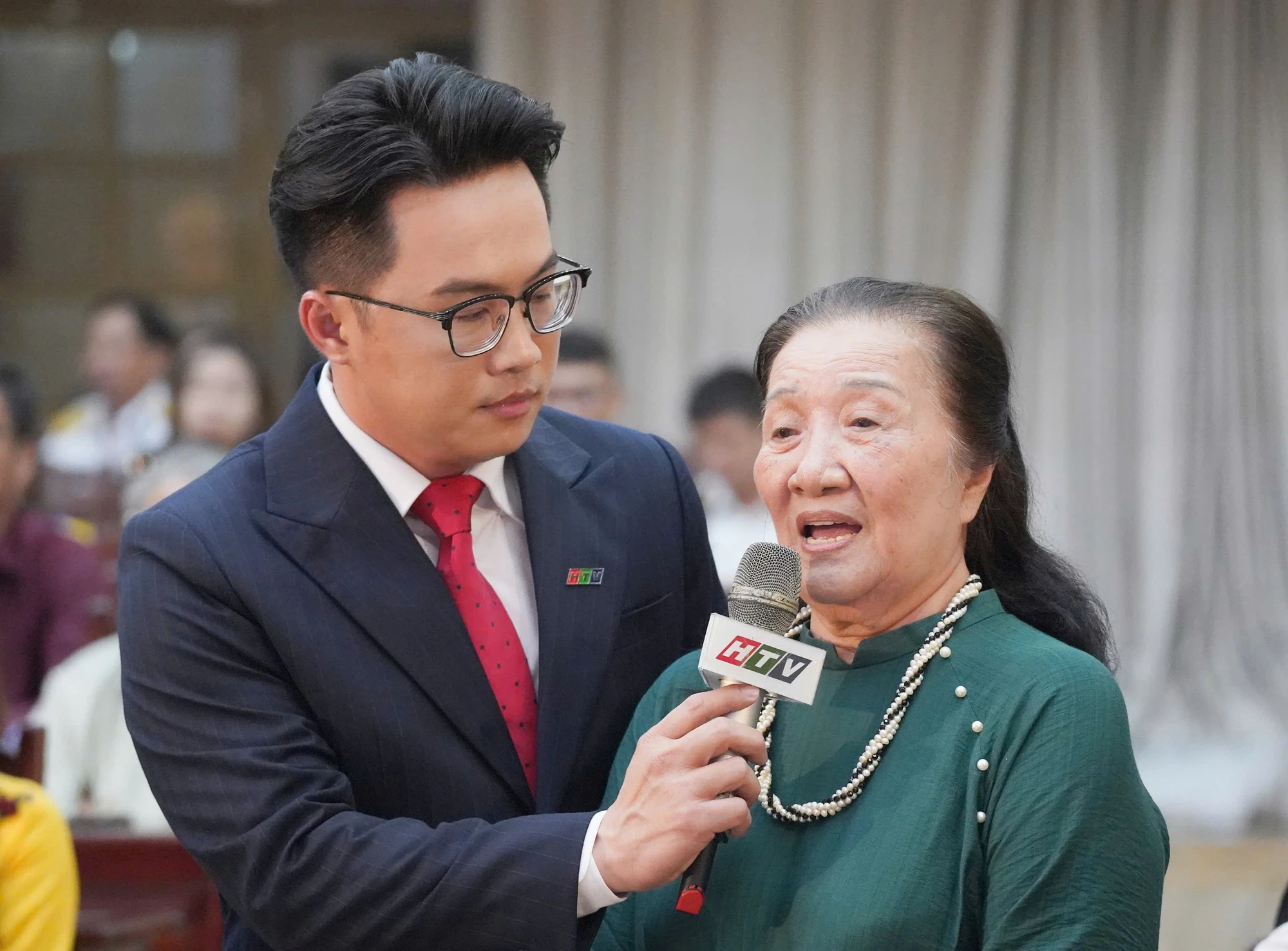 70-nam-hiep-dinh-gieneve-va-chuyen-tau-tap-ket4.jpg