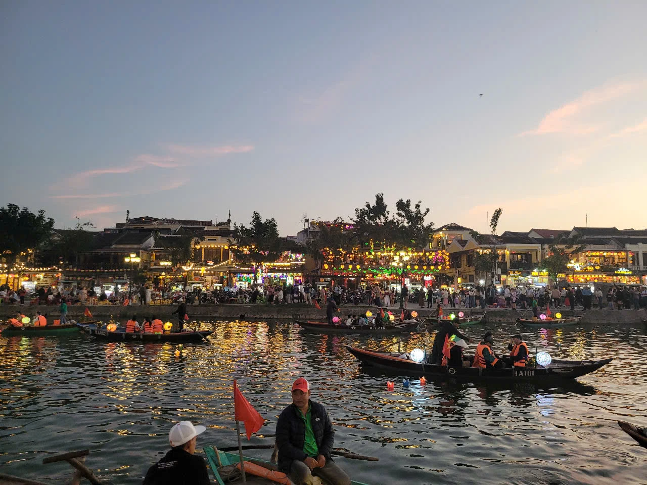 chua-cau-hoi-an8.jpg