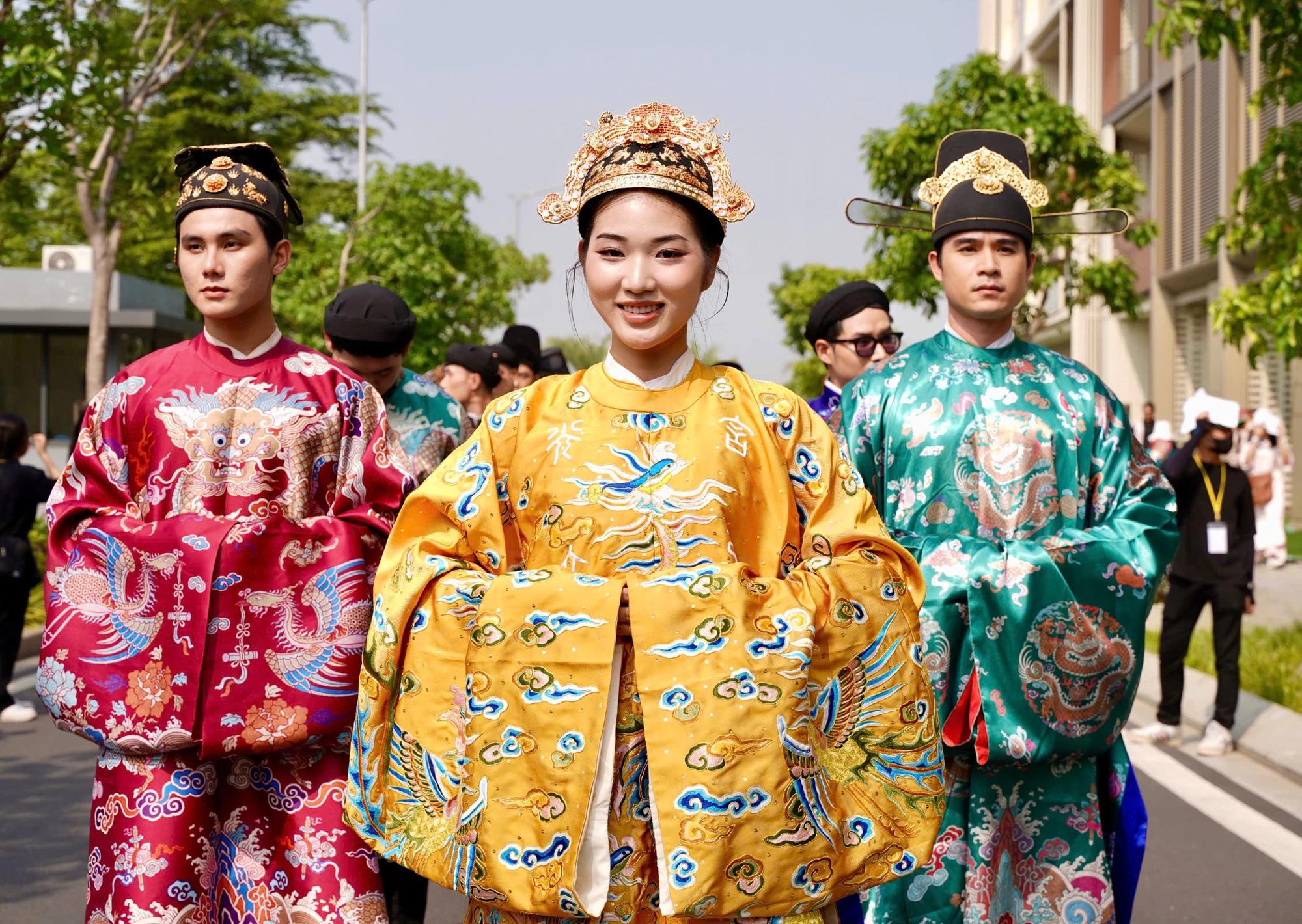 anh-trai-vuot-nga-chong-gai7.jpg