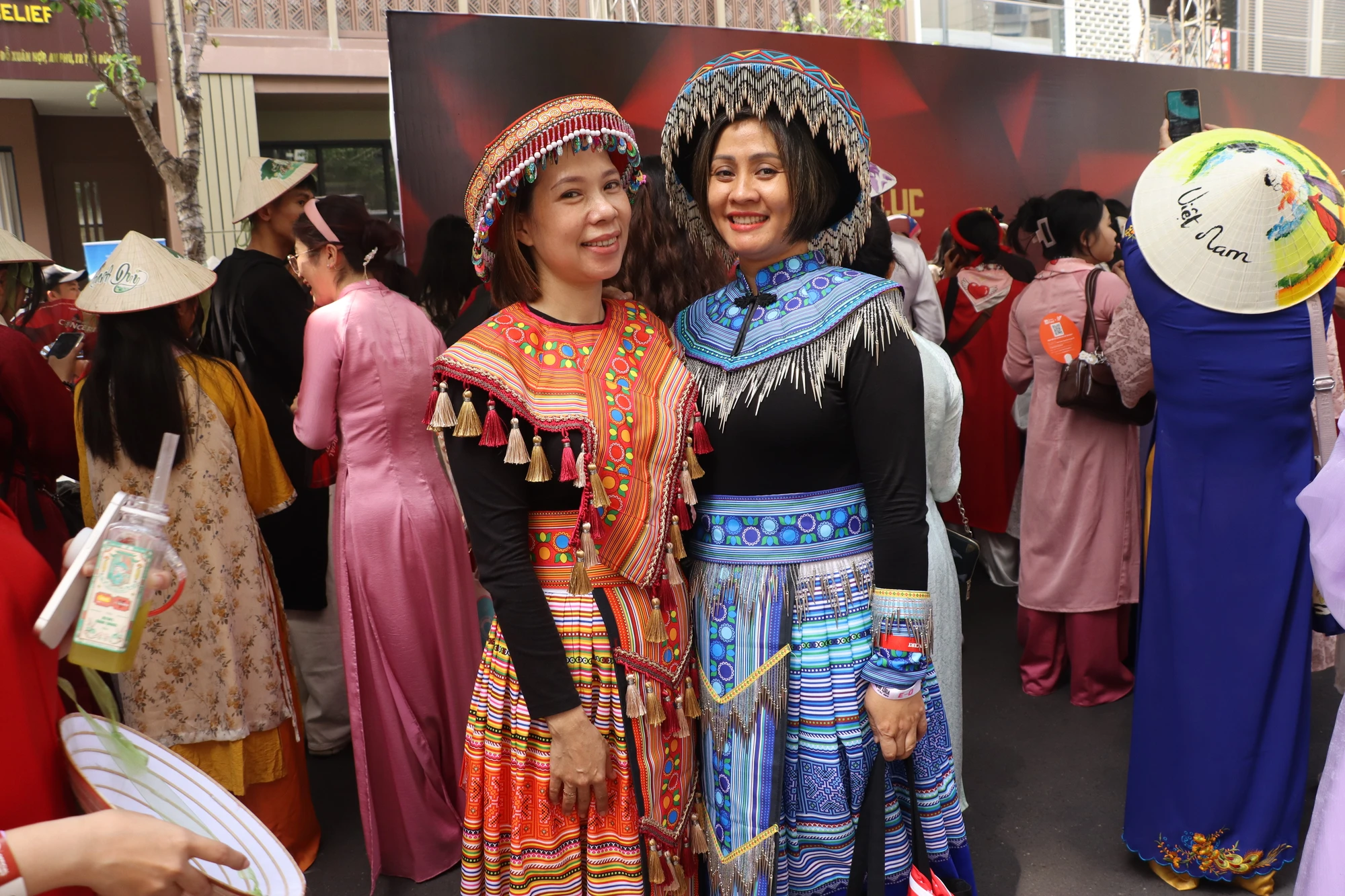 anh-trai-vuot-ngan-chon-gai20.JPG