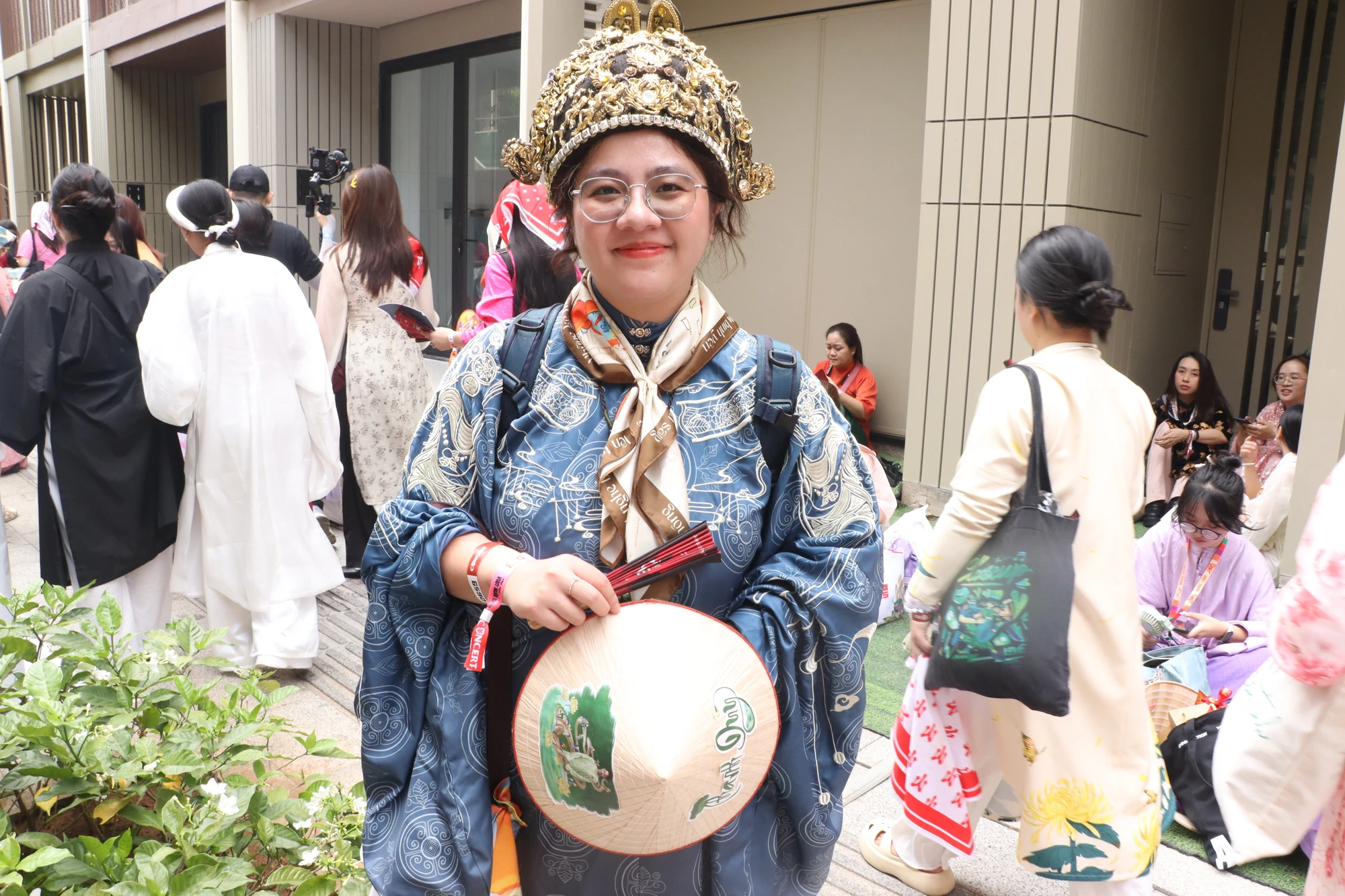 anh-trai-vuot-ngan-chon-gai30.JPG