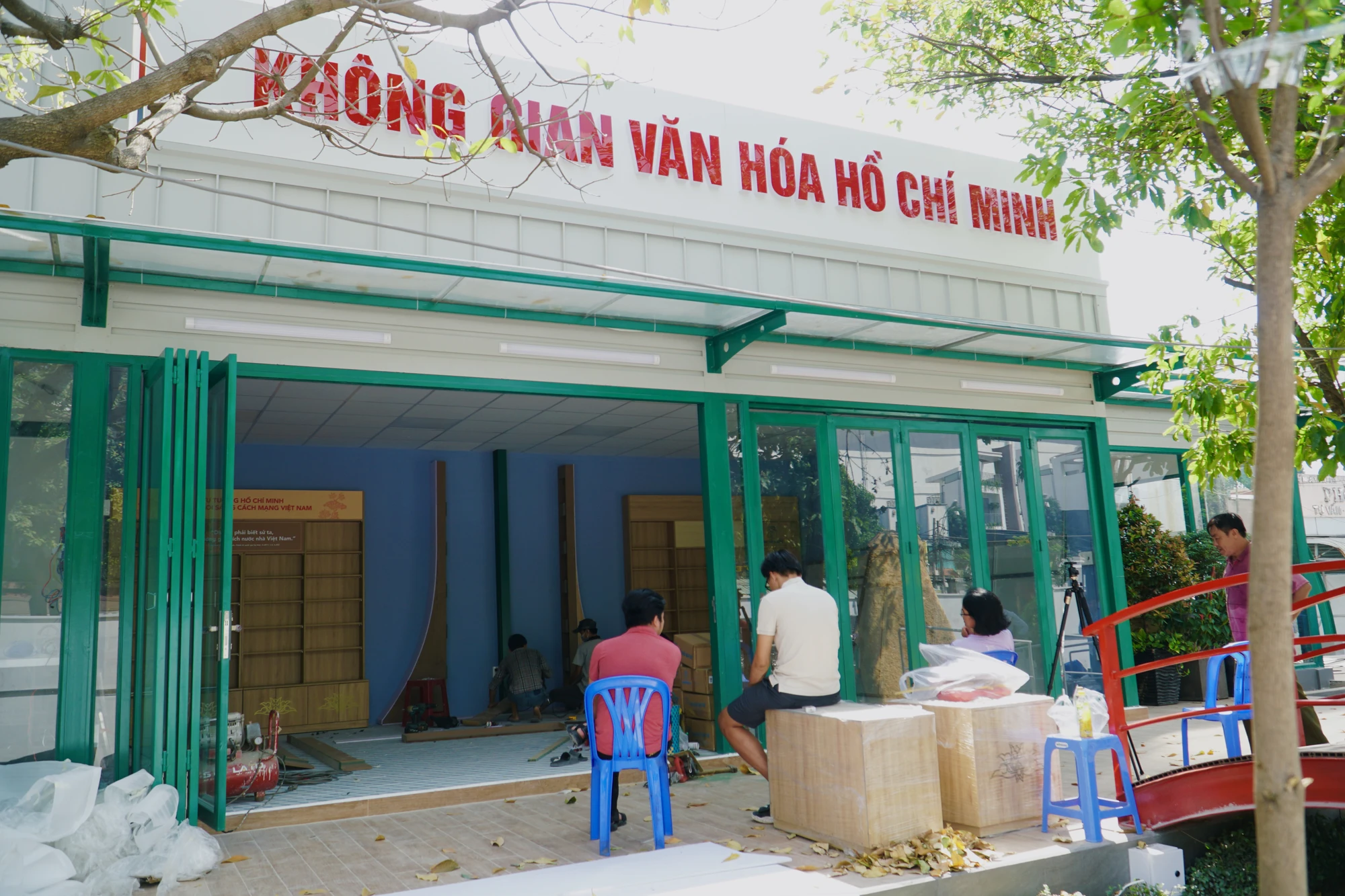 6-Dien-mao-duong-sach-TP-Thu-Duc-truoc-them-khanh-thanh.jpg
