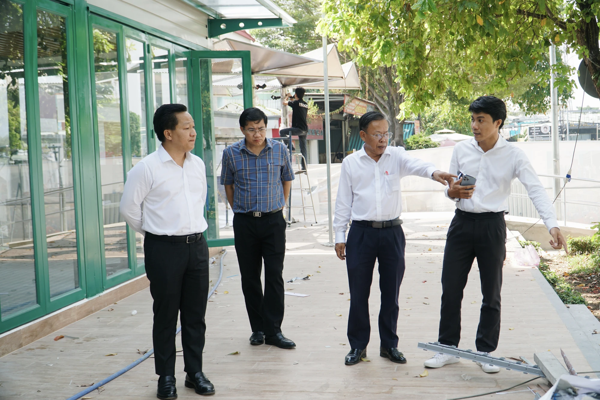 9-Dien-mao-duong-sach-TP-Thu-Duc-truoc-them-khanh-thanh.jpg