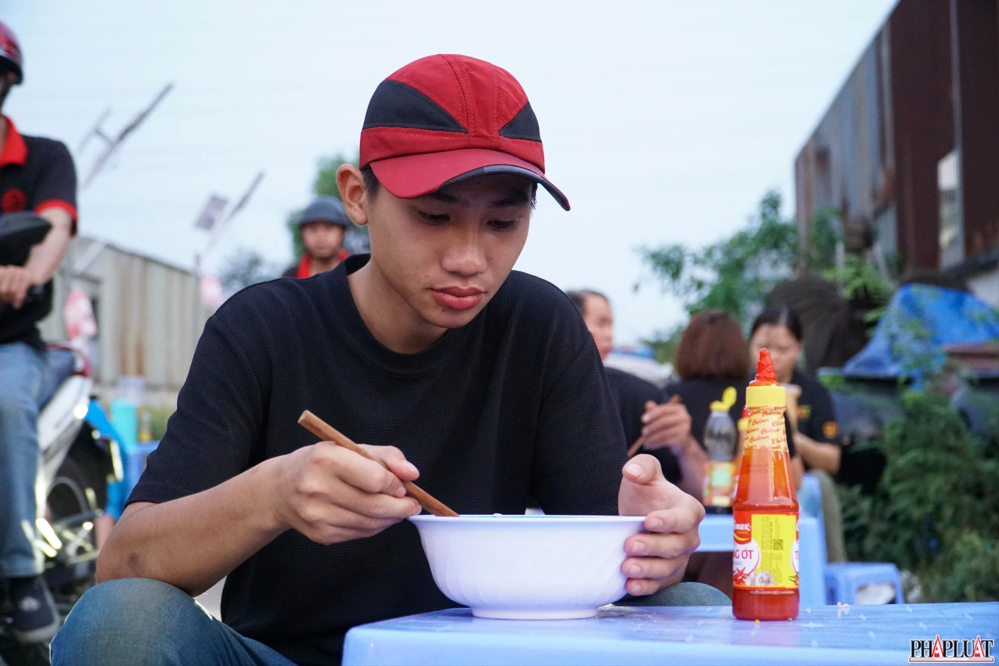 17 -tiem-mi-goi.jpg