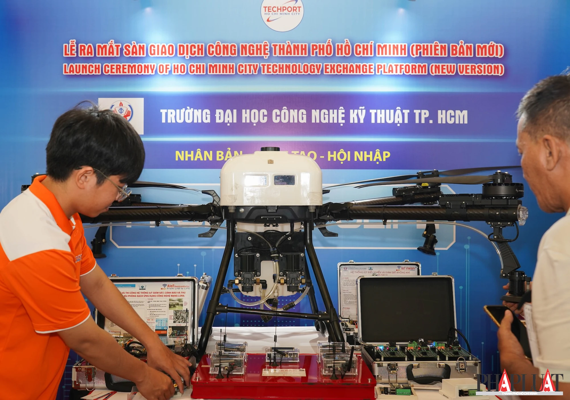 drone.jpg