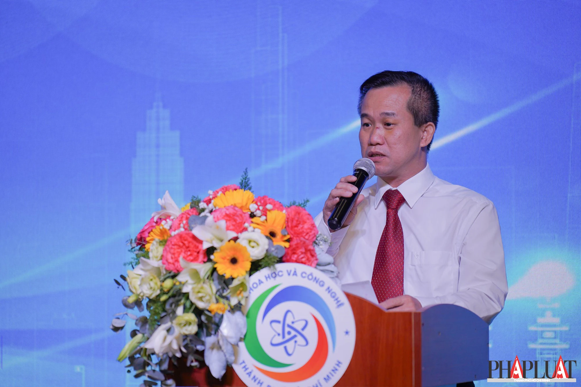 ong-chu-thuc-dat-pho-cuc-truong-cuc-doi-moi-sang-tao-bo-khcn.jpg