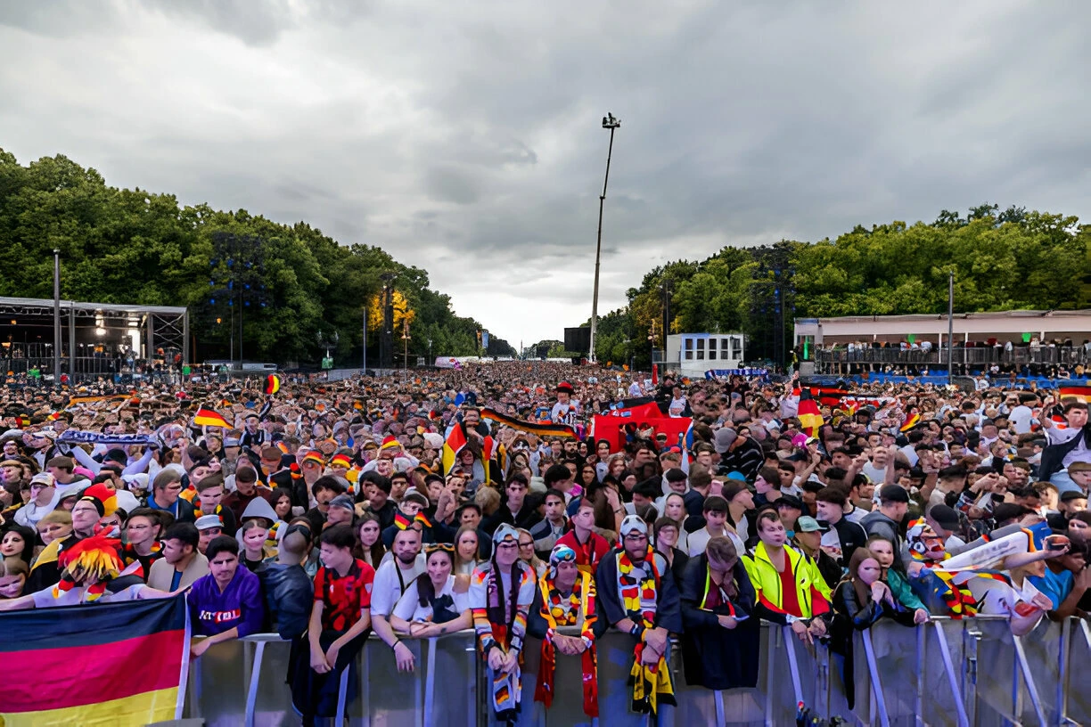 khai-mac-euro-2024-berlin.jpg