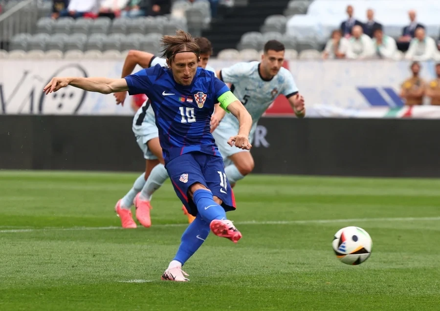 modric-ghi-ban-11m.jpeg