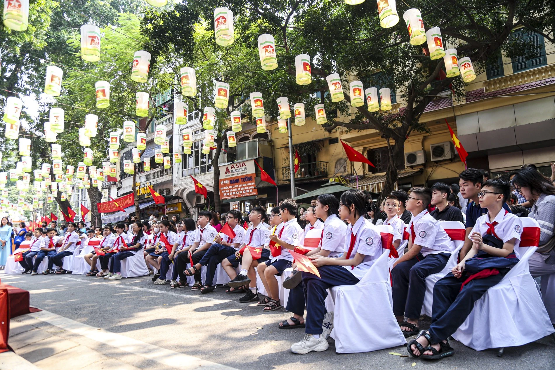 Qua đó, giúp những thế hệ trẻ hôm nay hiểu hơn về lịch sử giữ nước, kính trọng ông cha - những người đã không tiếc xương máu để bảo vệ nền độc lập của dân tộc.