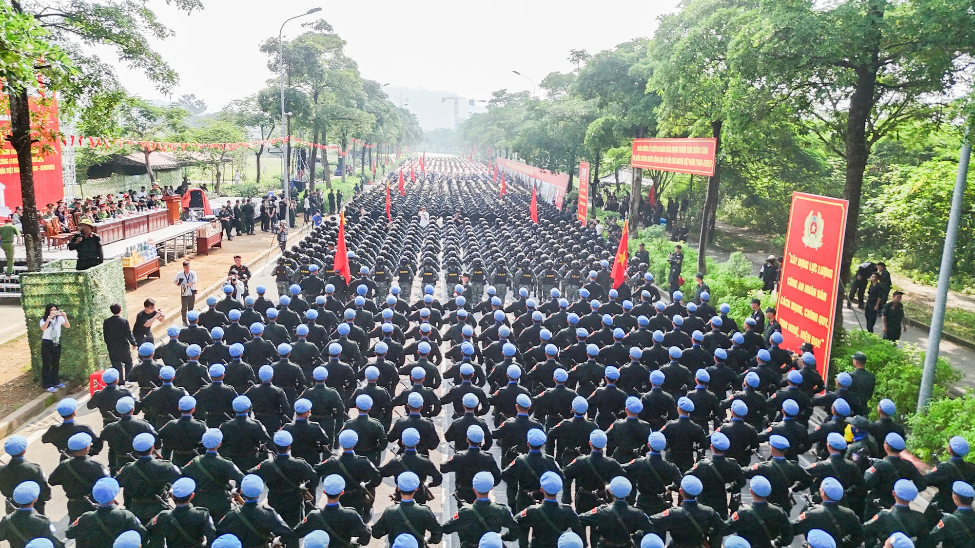 cong-an-nhan-dan (25).JPG