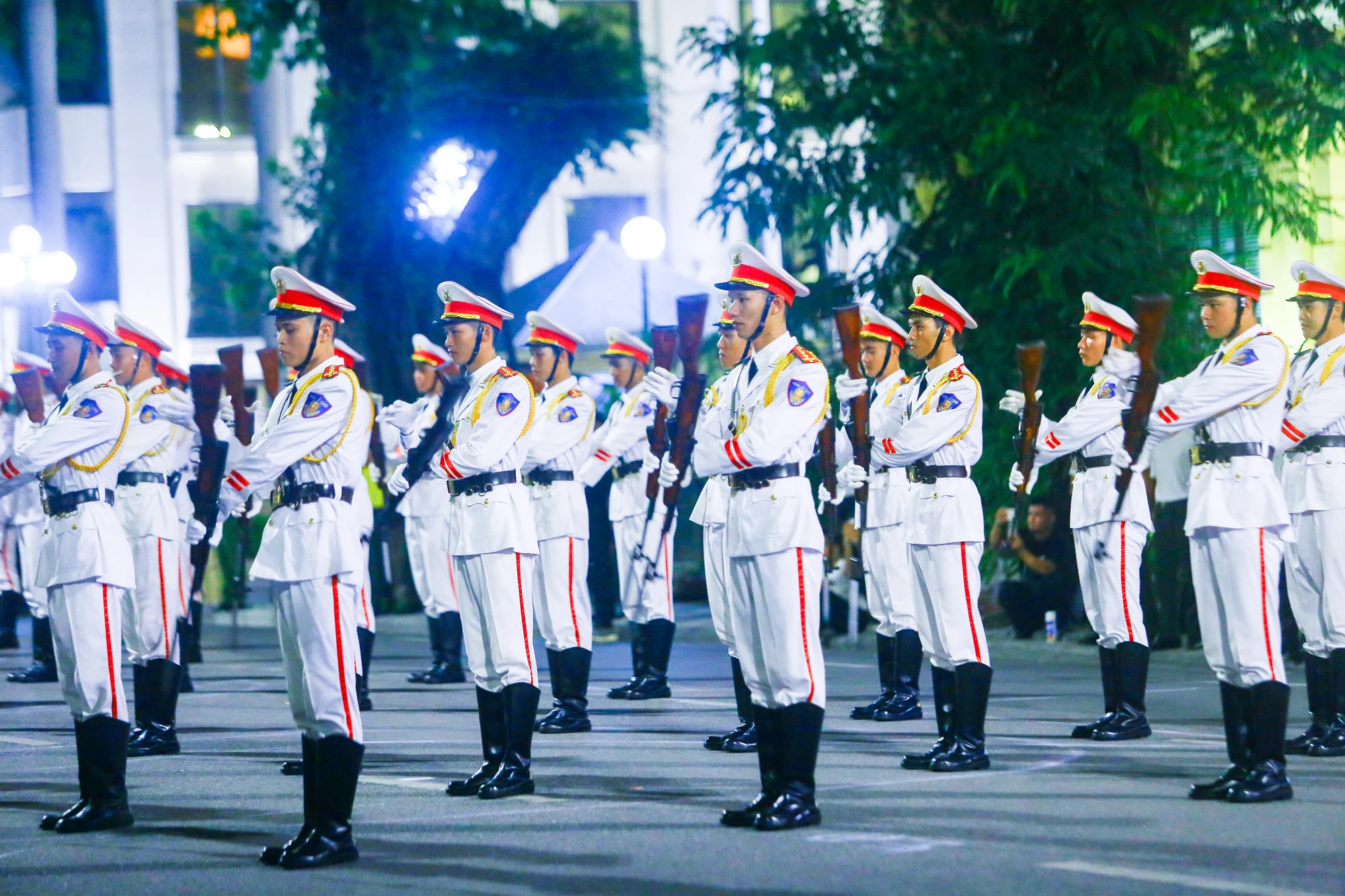 Bo-tu-lenh-bao-ve (16).JPG