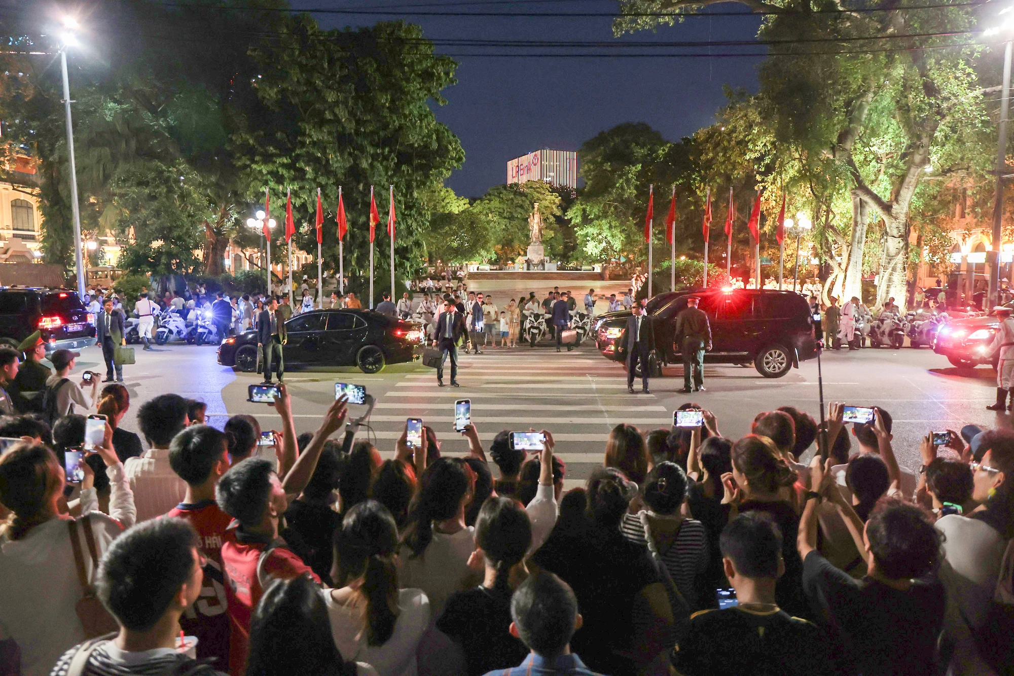 Bo-tu-lenh-bao-ve (8).JPG