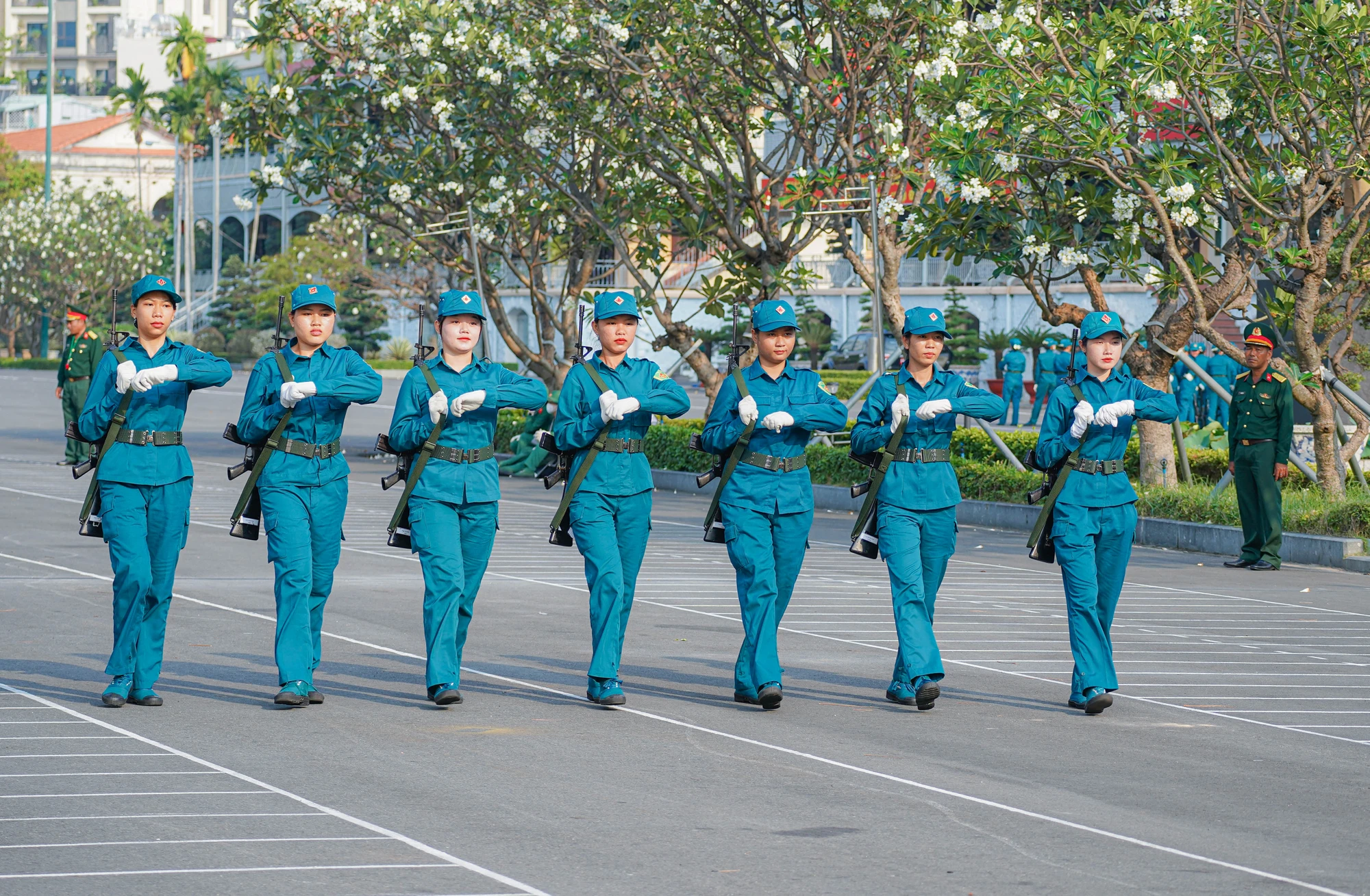 nu-dan-quan-tphcm (1).jpg