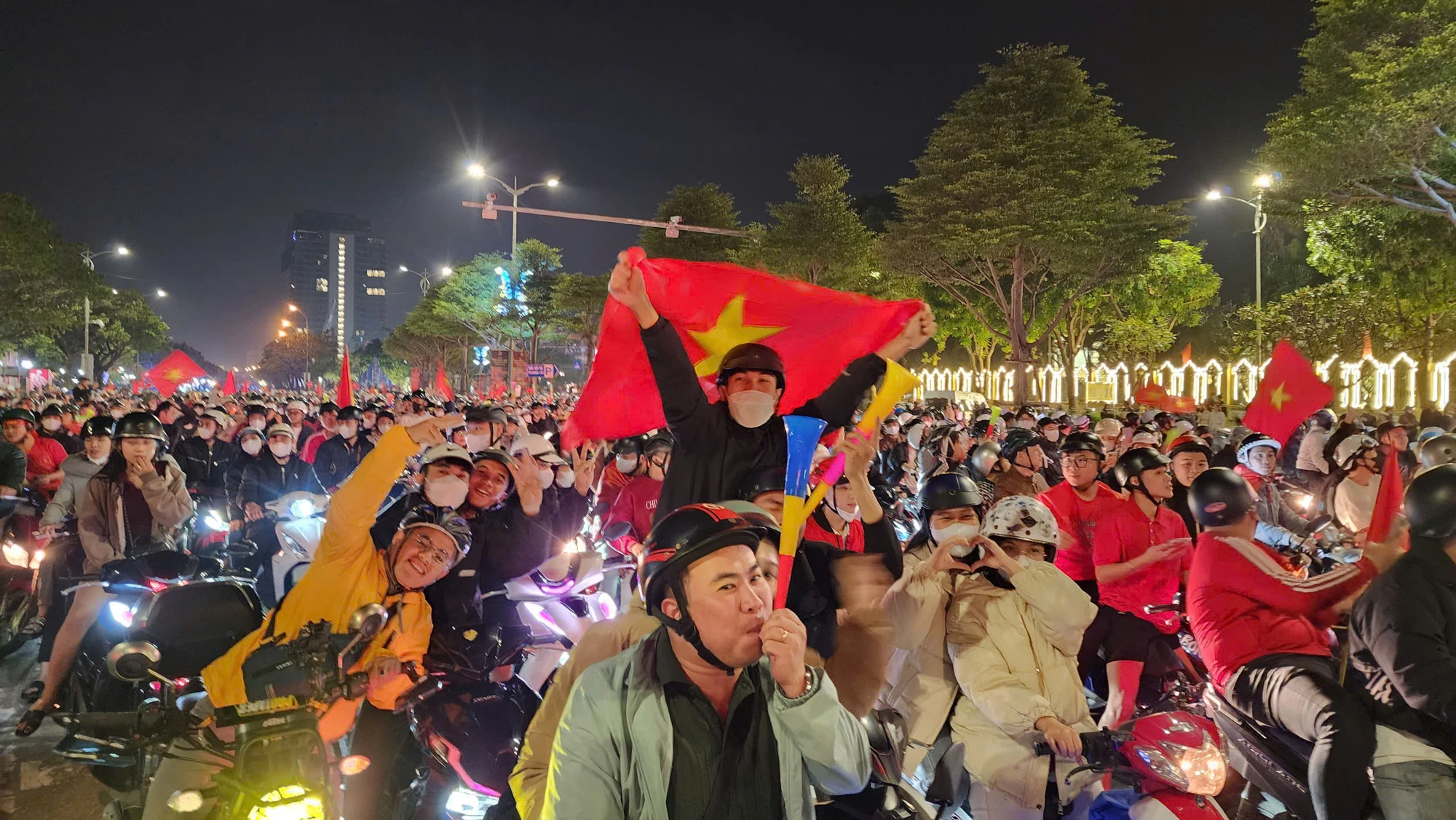 Tuyen-Viet-Nam-Da-Nang (3).jpg