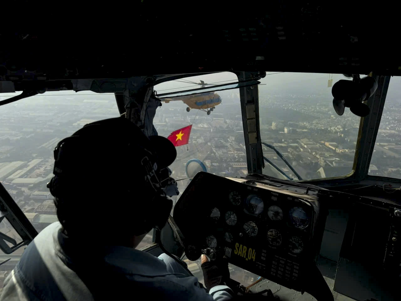 Dieu-binh-30-4 (7).jpg