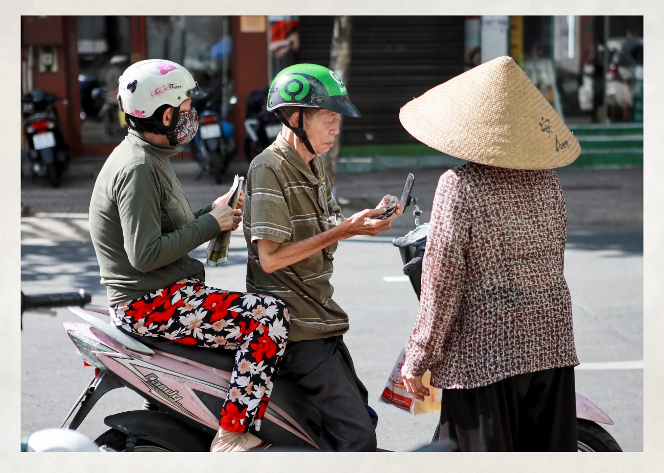 sạp báo in