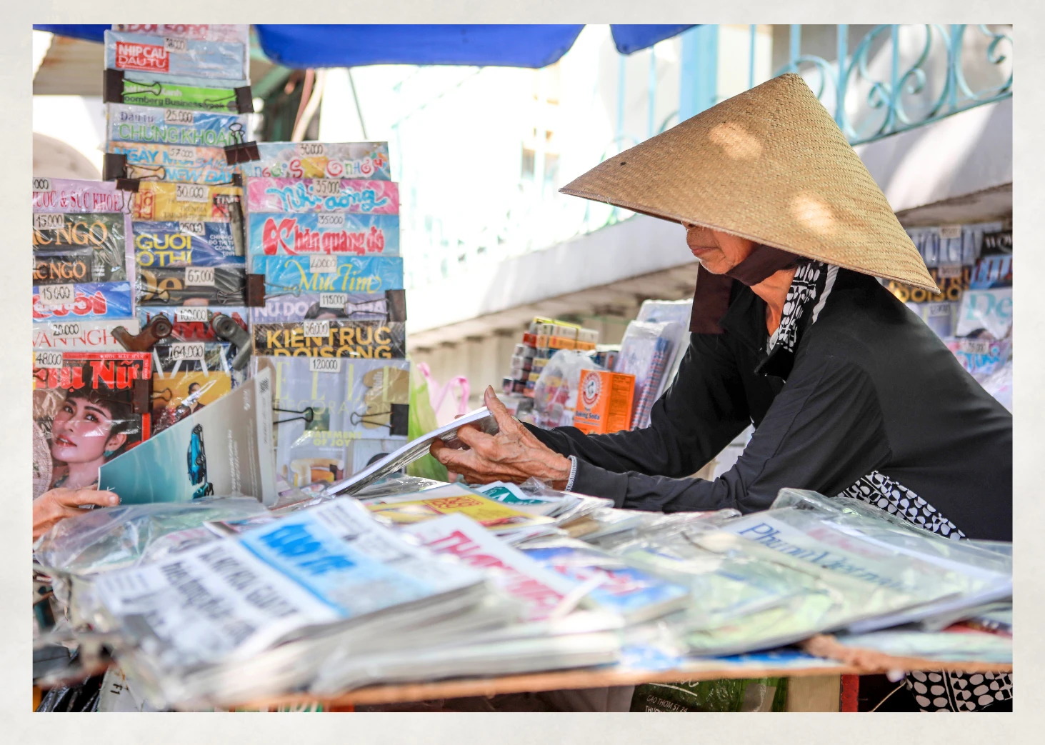 sạp báo in