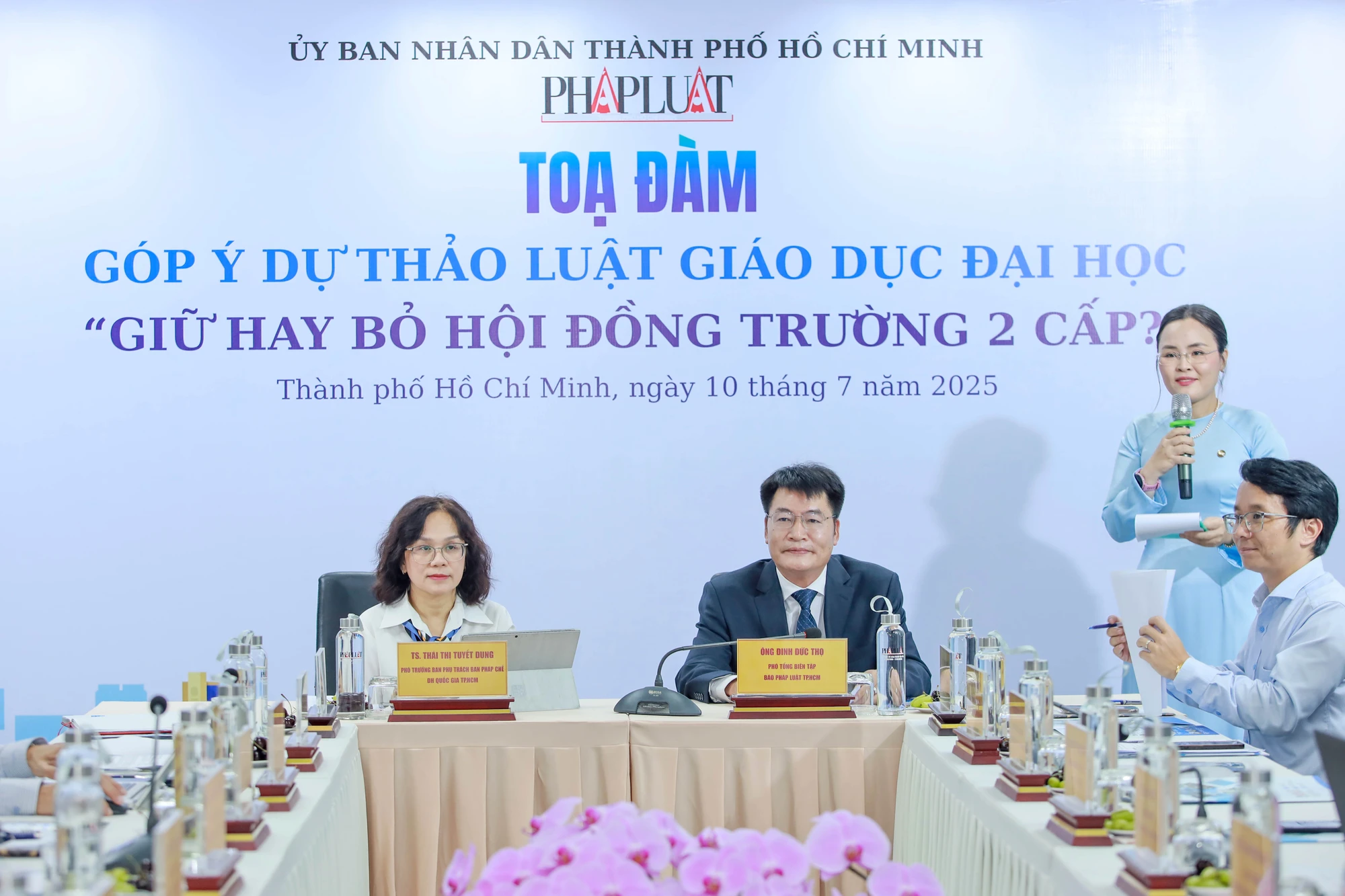 Hoi-dong-truong - Luat-giao-duc dai-hoc-sua-doi (19).jpg