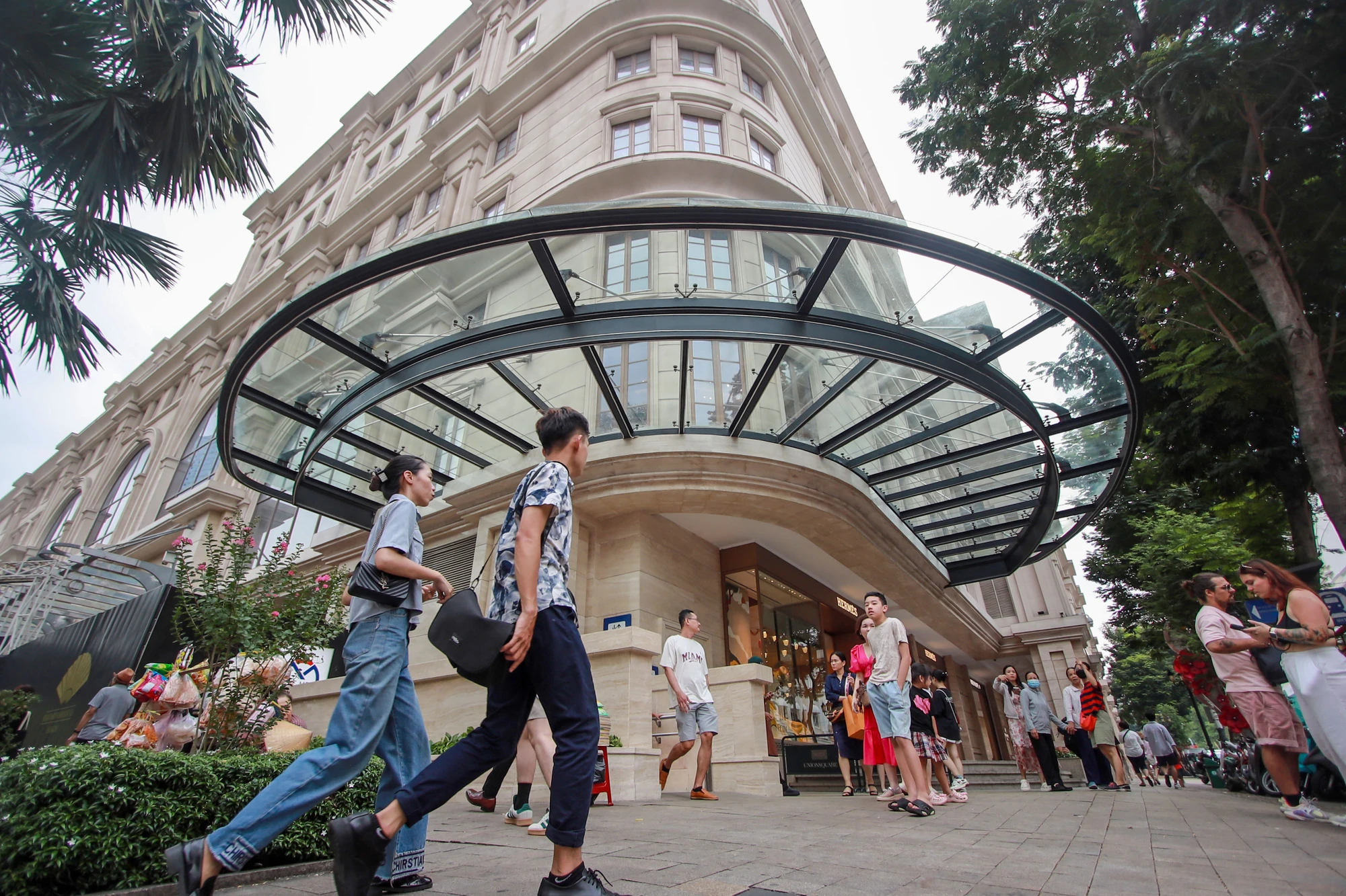 Ga metro Nhà hát Thành phố kết nối trung tâm thương mại (13).jpg