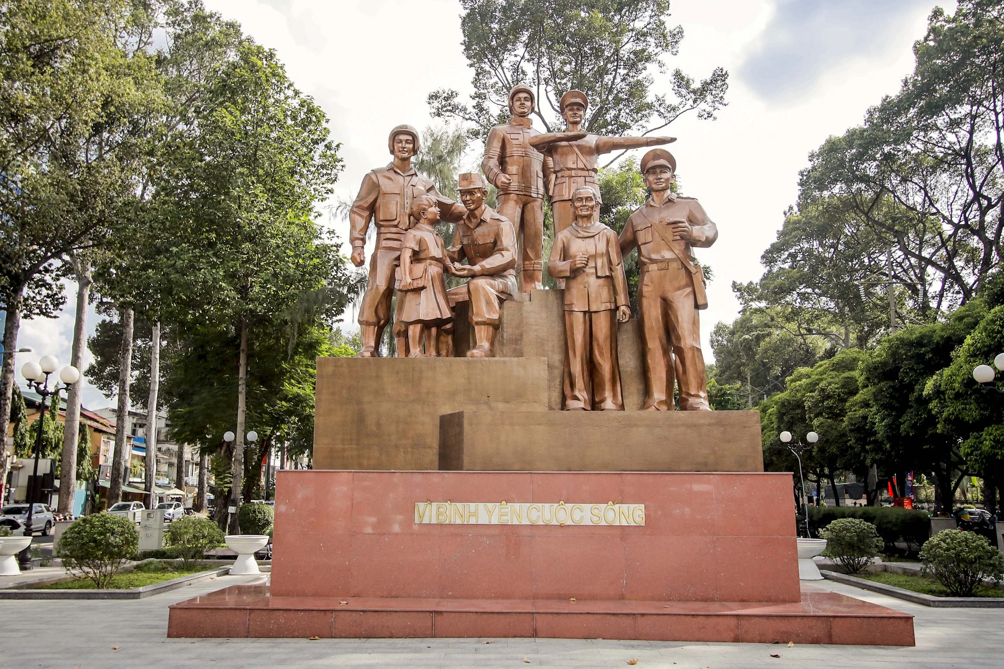 Phường Chợ Quán (12).jpg