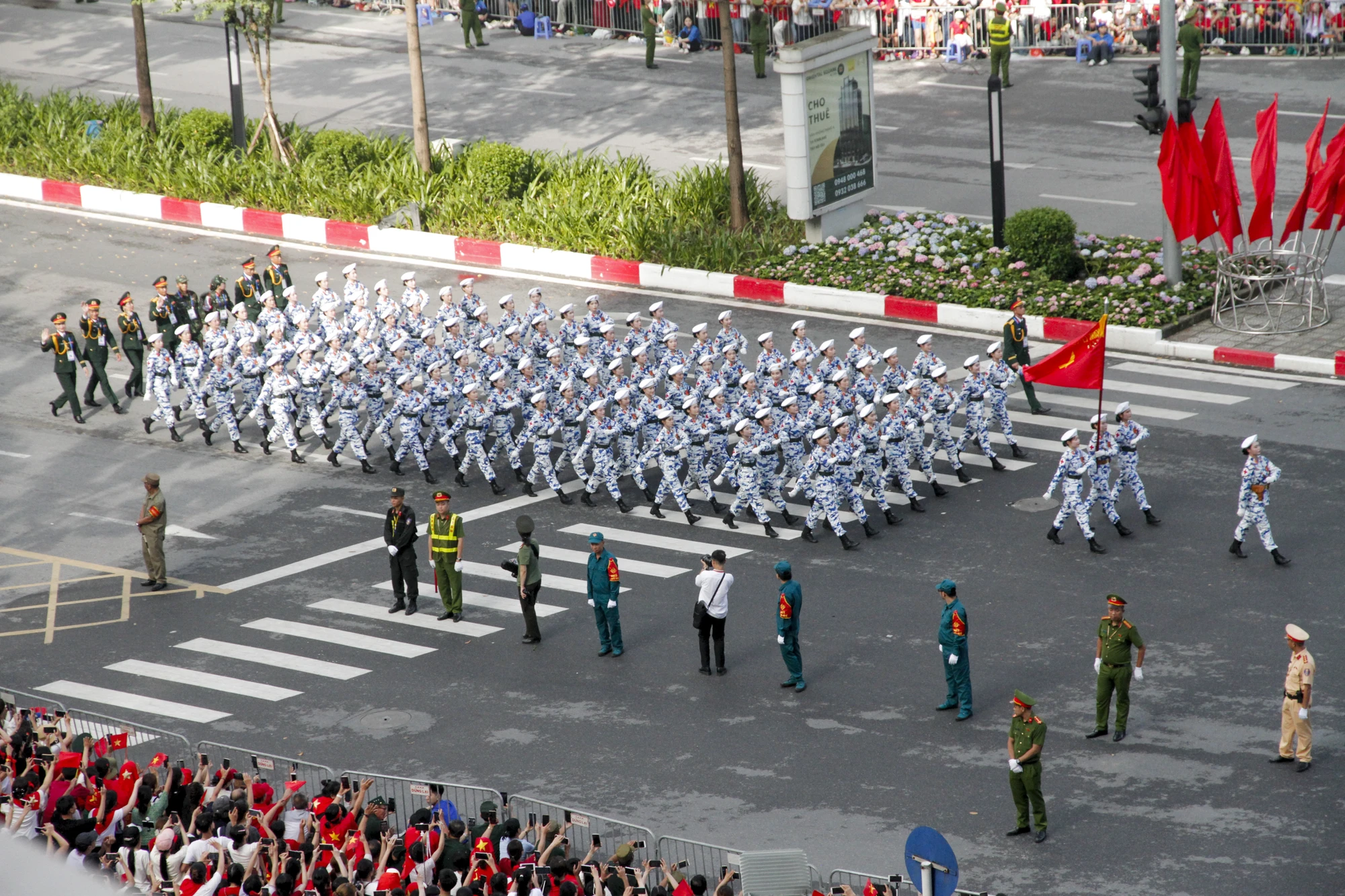 Dieu binh A80 (15).jpg