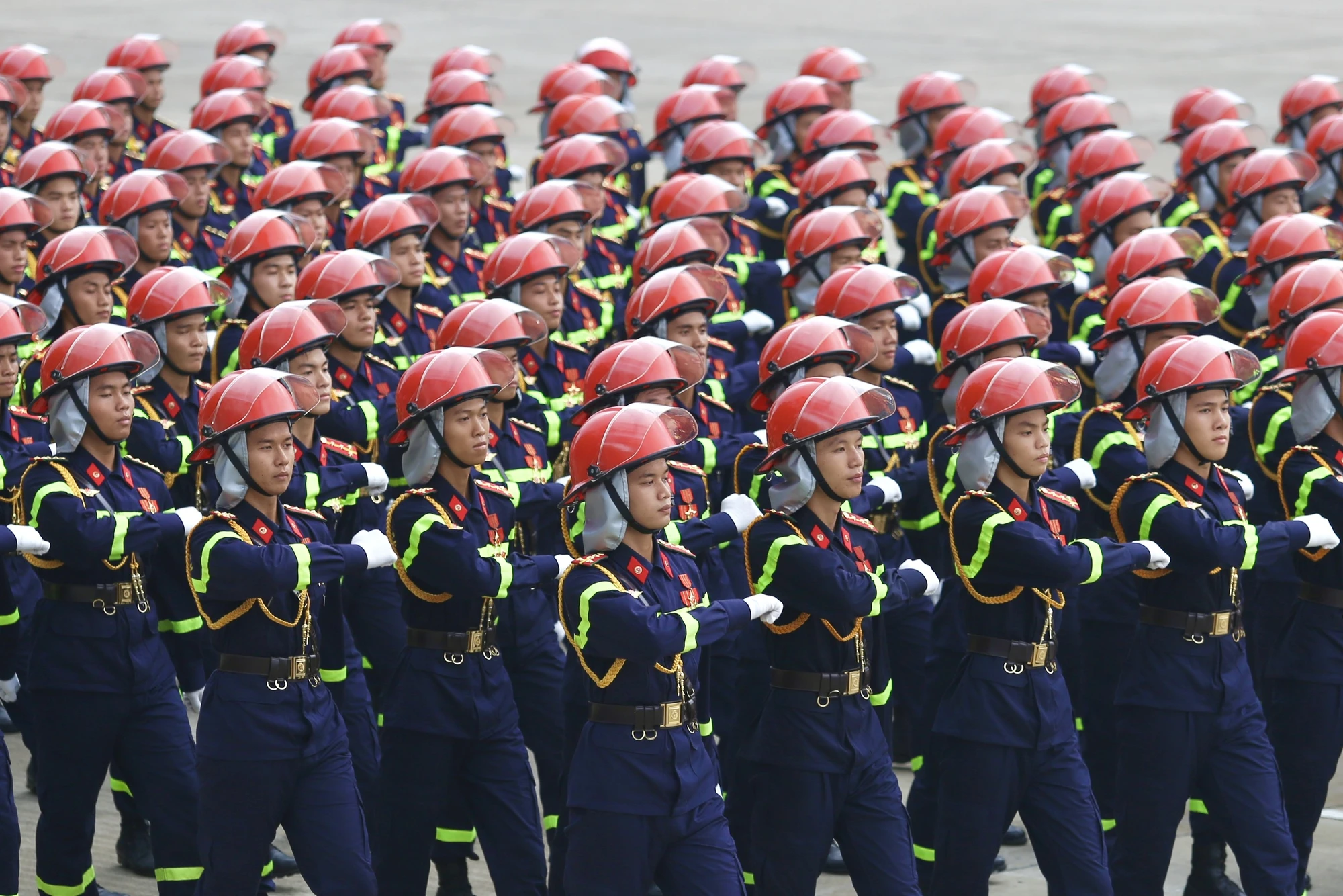 Dieu binh A80 (39).jpg