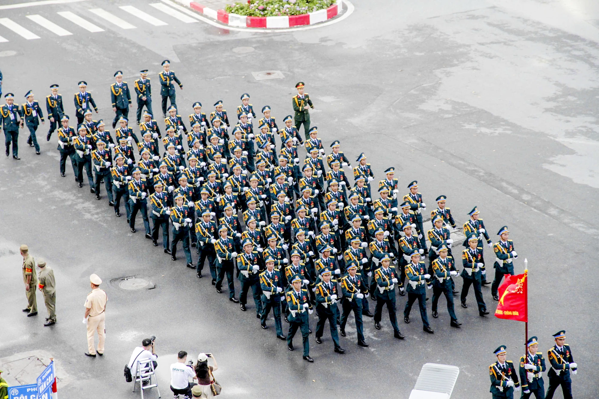 Dieu binh A80 (5).jpg