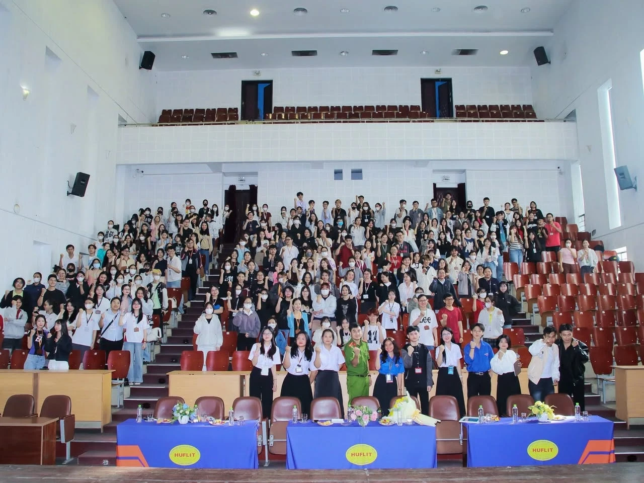 nhieu-giai-phap-dong-bo-dau-tranh-voi-toi-pham-bat-coc-online-1.jpeg