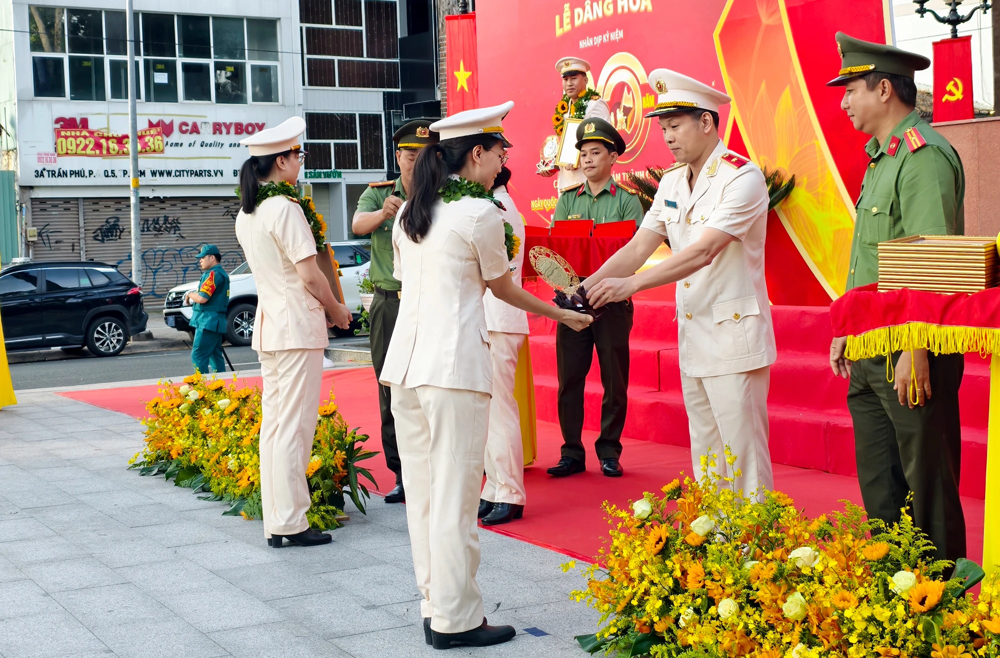 trung-tuong-mai-hoang-giam-doc-cong-an-tp.hcm (5).jpg