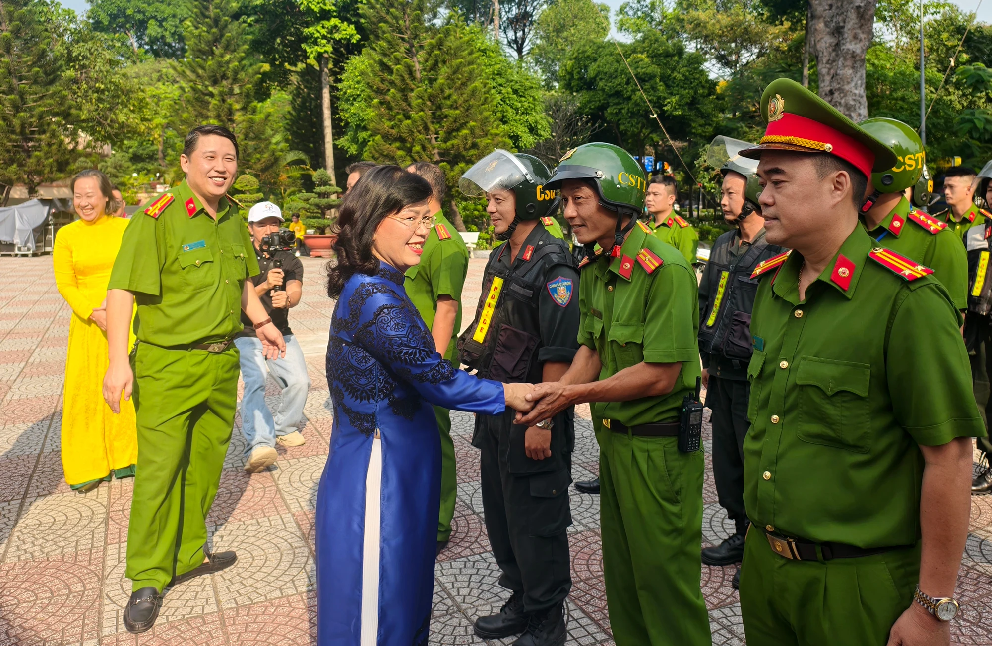 tan-son-hoa-a.jpg