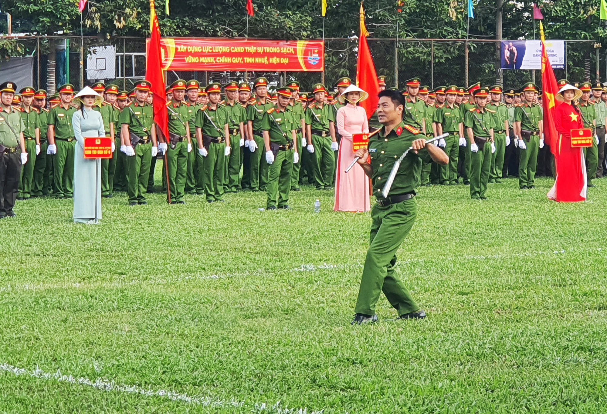 trung-ta-dinh-duc-thang-0.jpg