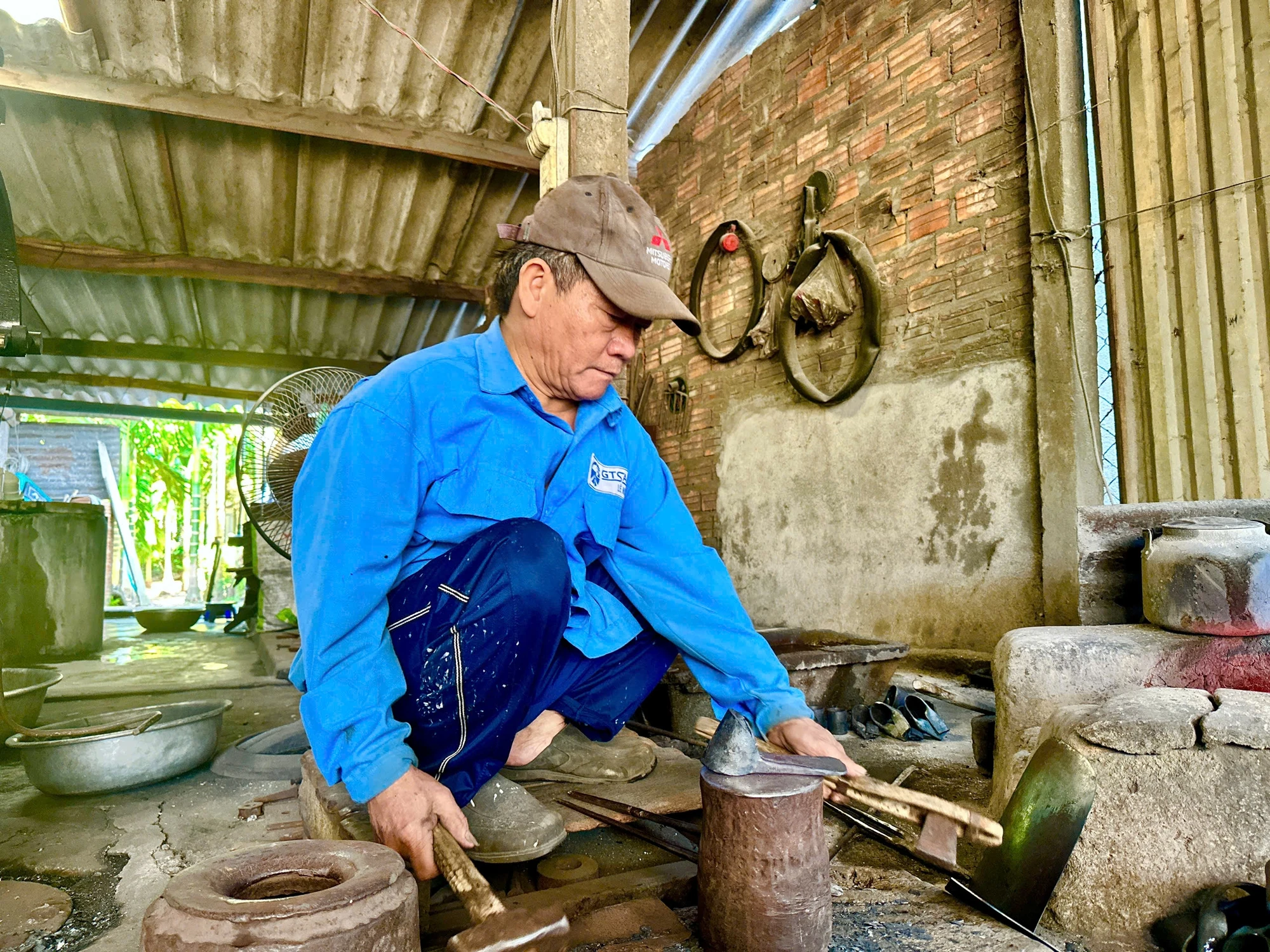ve-quang-ngai-tham-lang-ren-hon-300-nam-tuoi-11.jpg