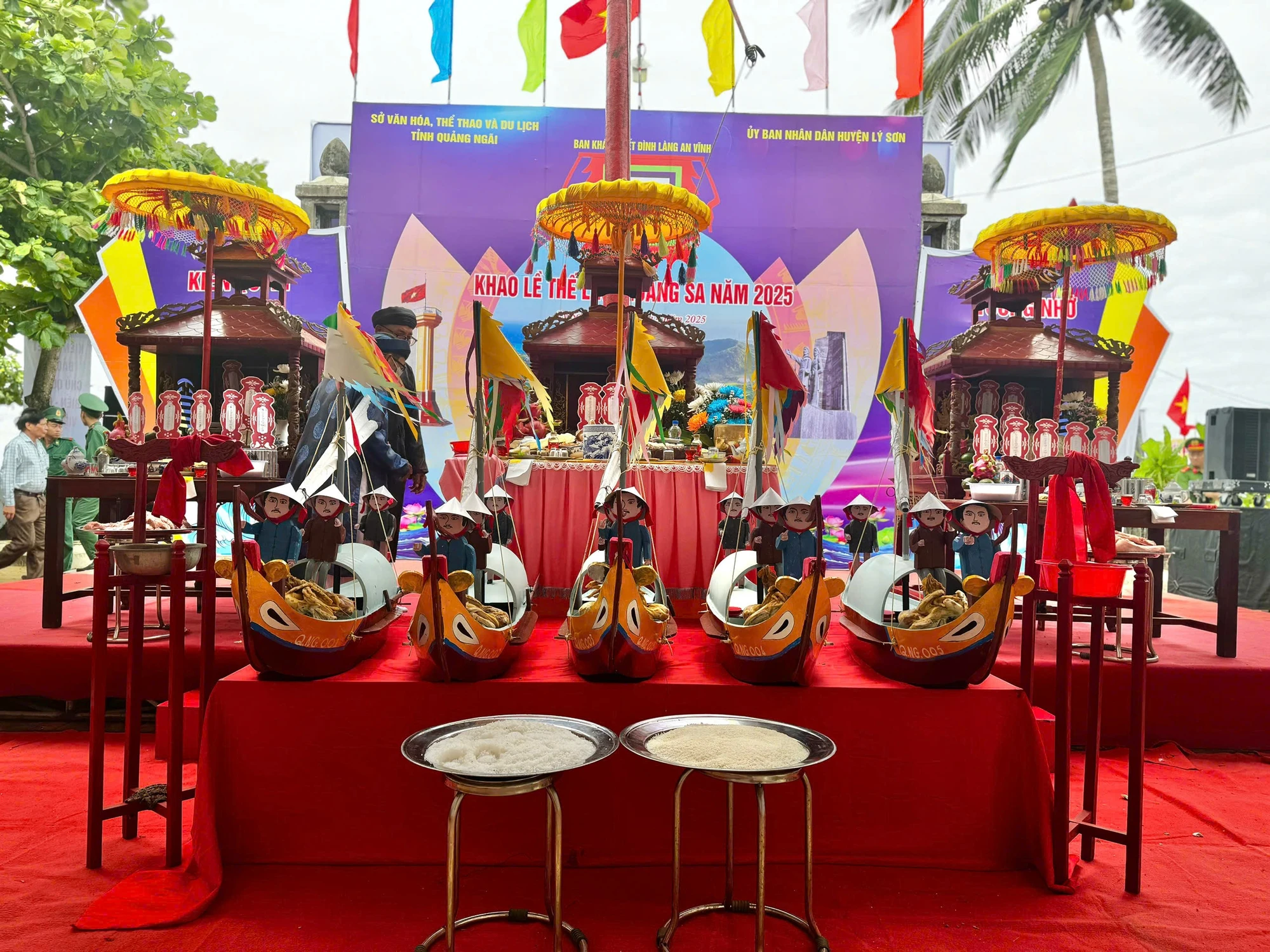 le-khao-le-the-linh-hoang-sa-tren-dao-ly-son-3.jpg
