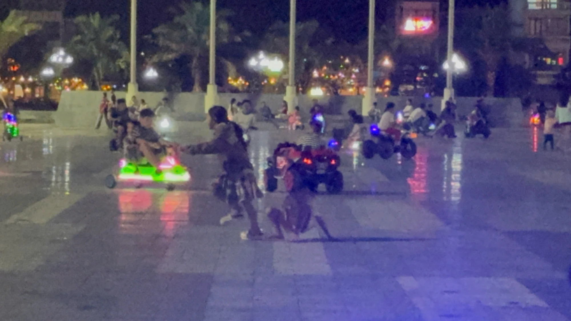 z7560048344028_e50cd7a11faed7f8c19bb43266196bc4.jpg