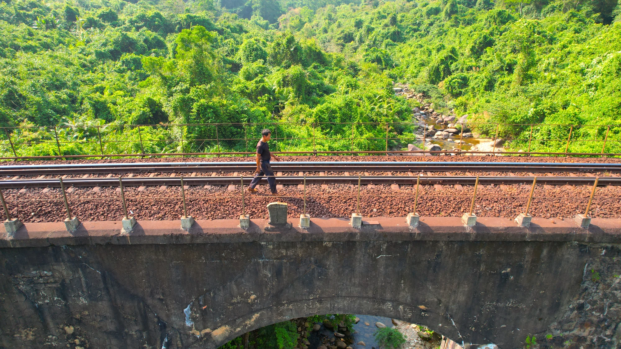 duong-sat.JPG