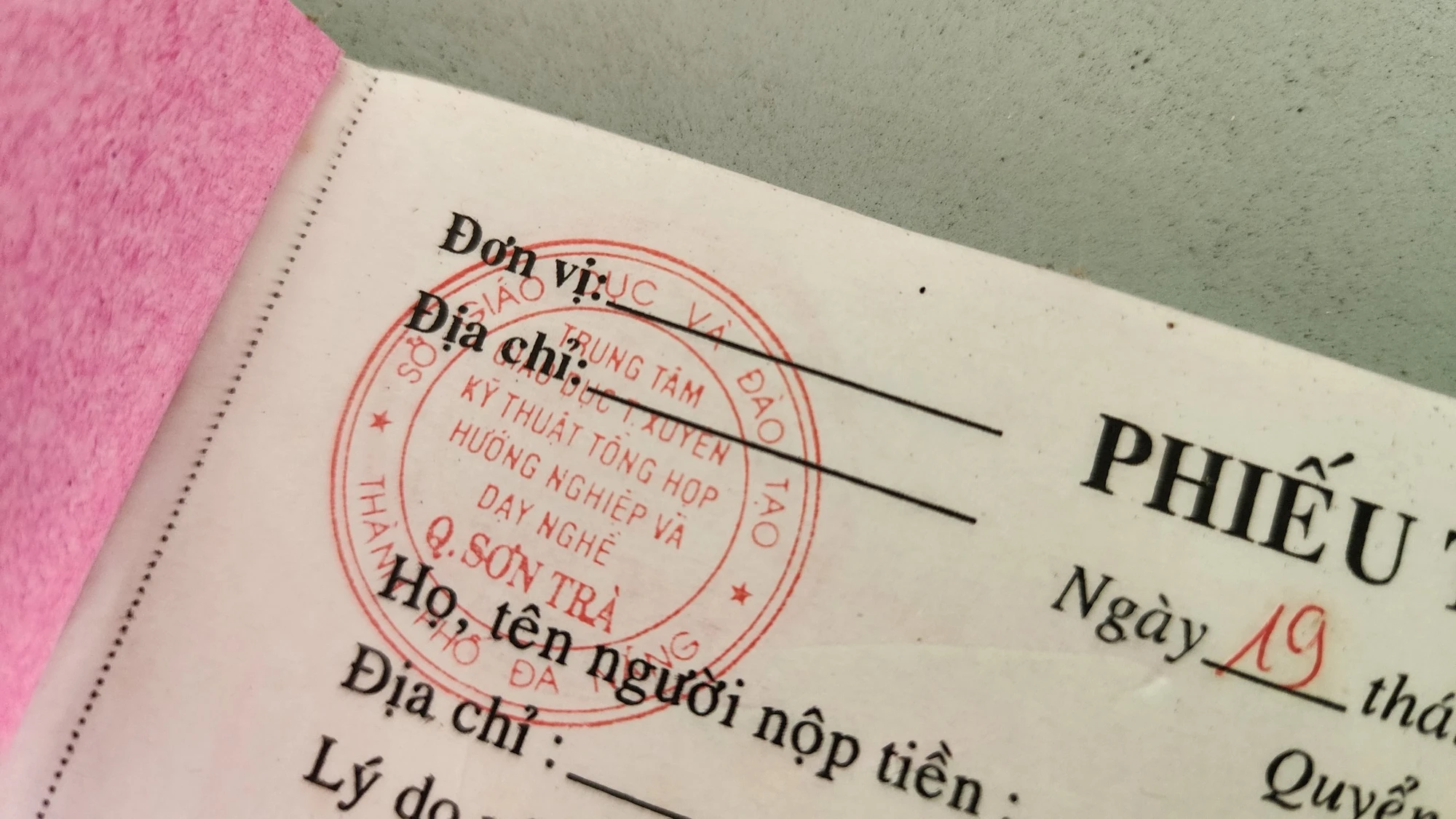 giao-duc-thuong-xuyen-giay-to.jpg