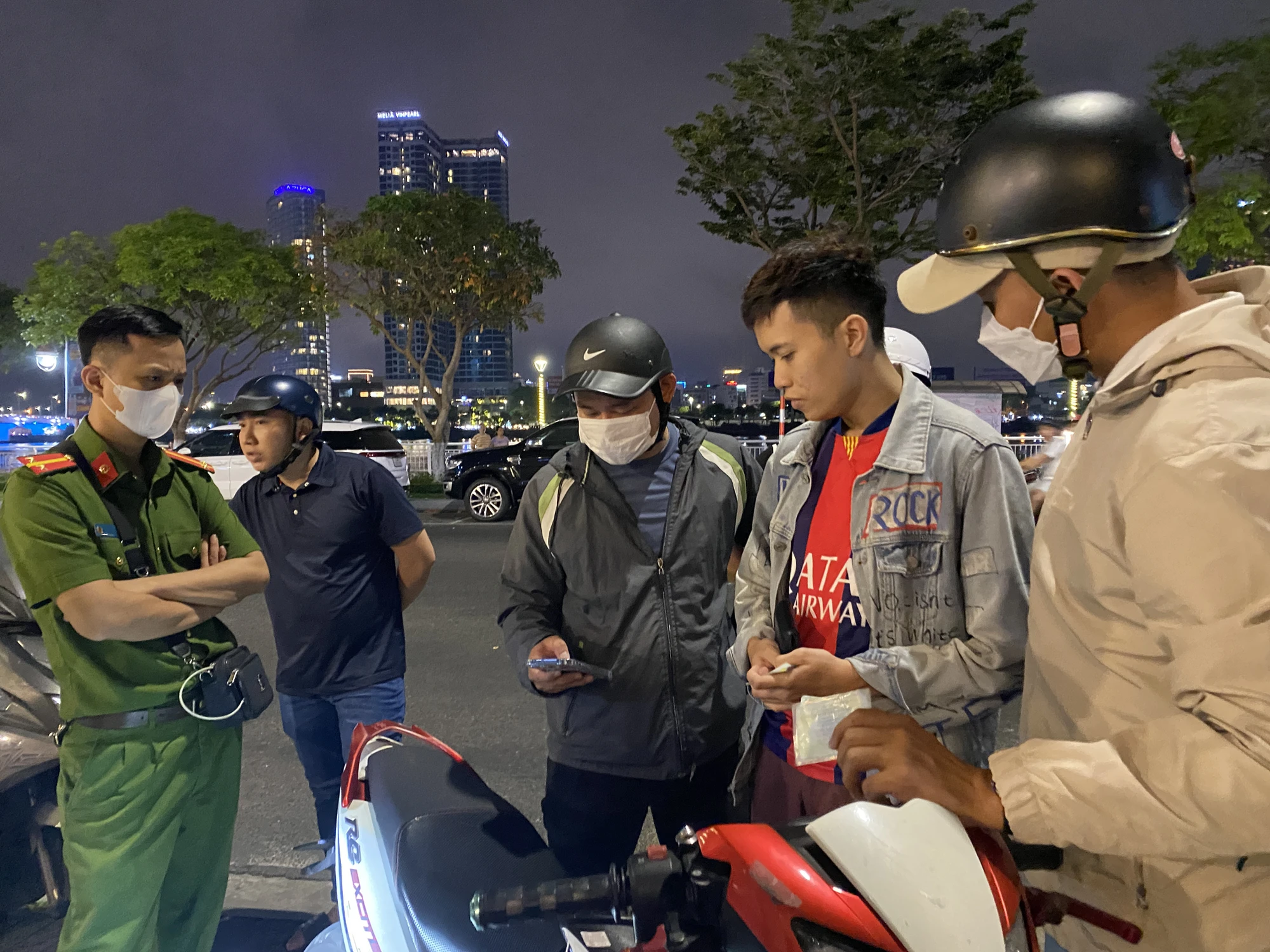 911-da-nang-kiem-tra.JPG