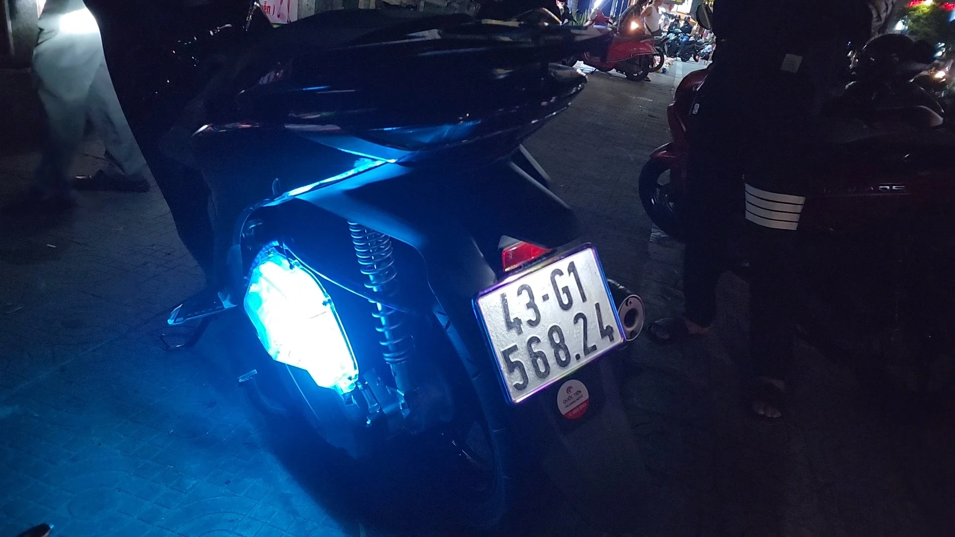 911-da-nang-xe-may.jpg