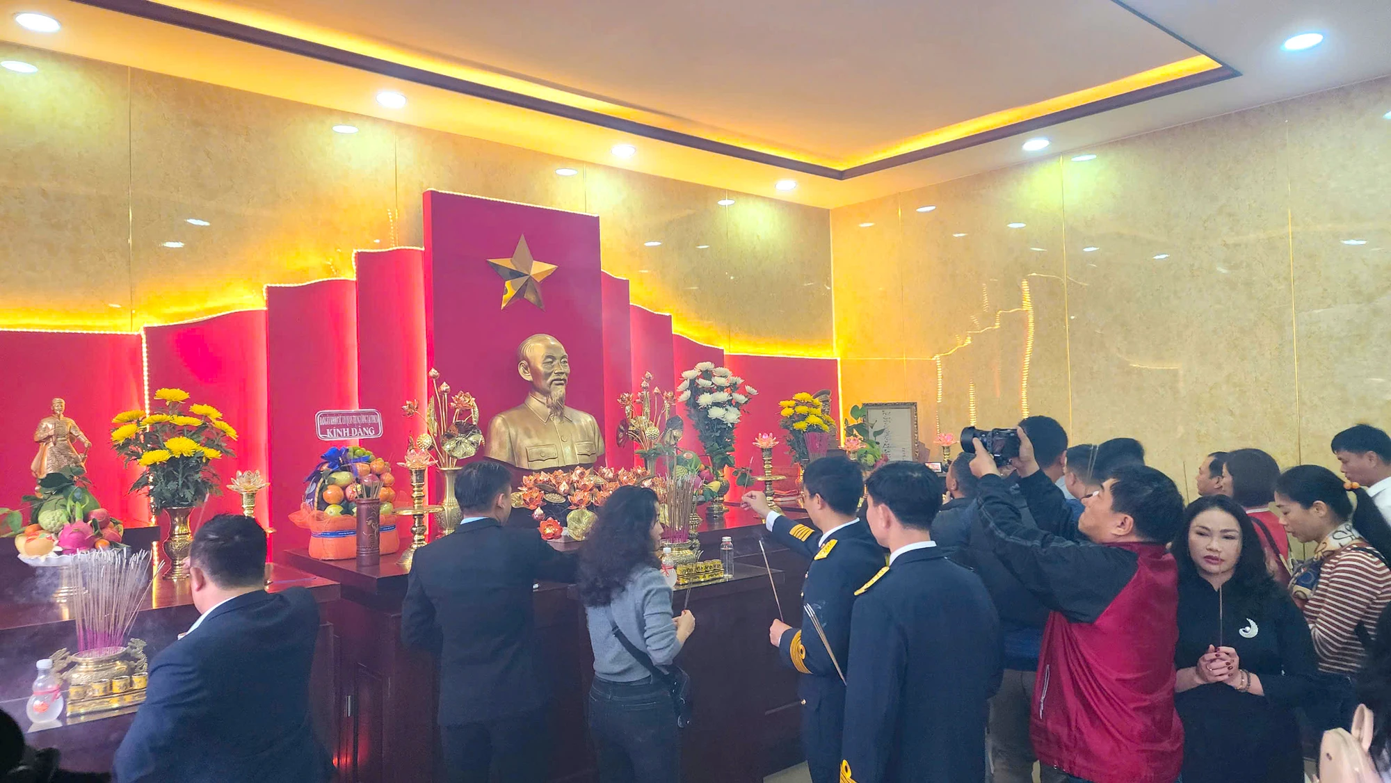 thap-huong.jpg