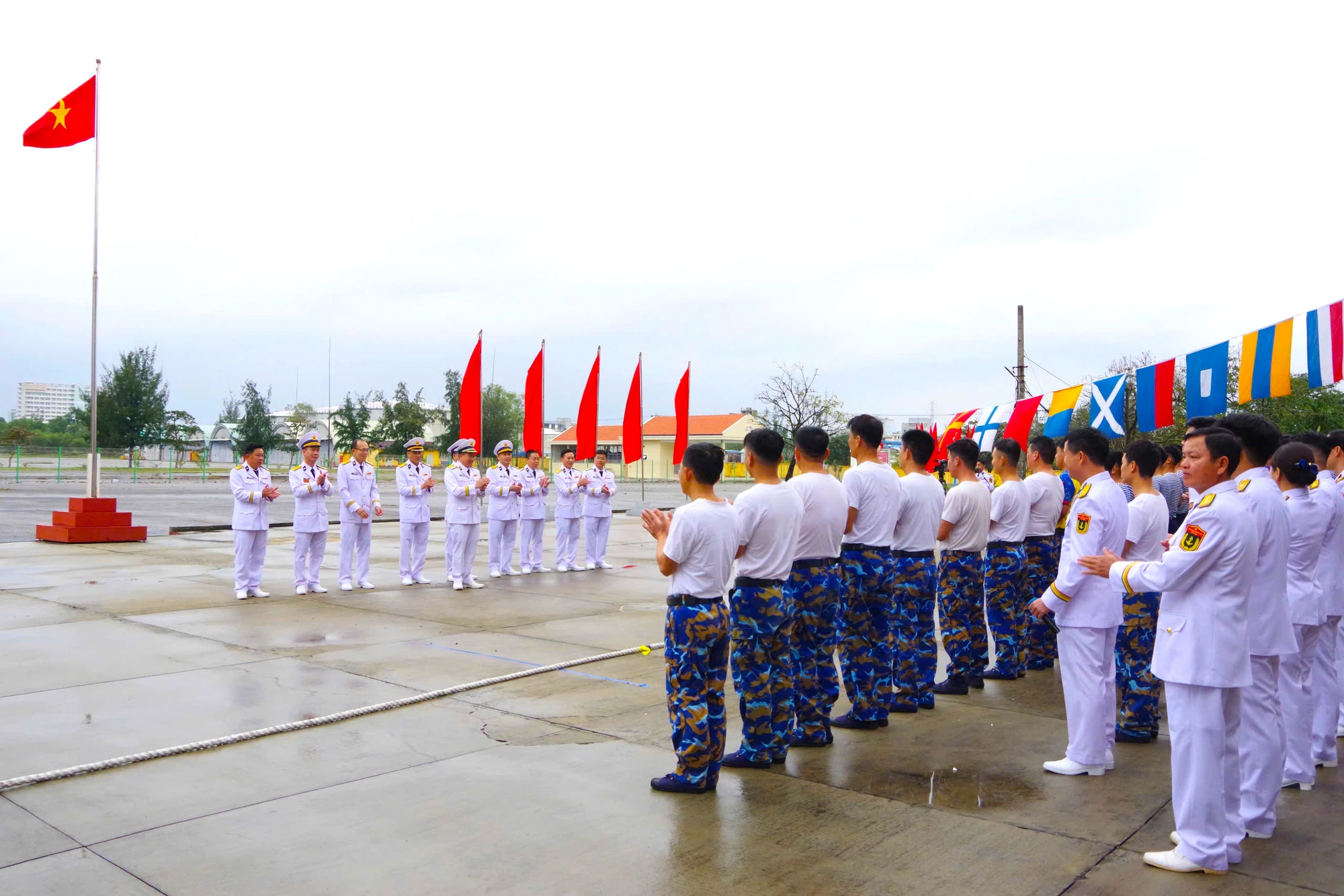tham-chuc-tet.jpg