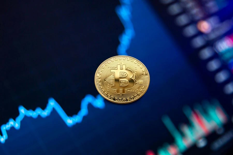 Tiền số Bitcoin, Pi, XRP… sẽ bị đánh thuế như chứng khoán?
