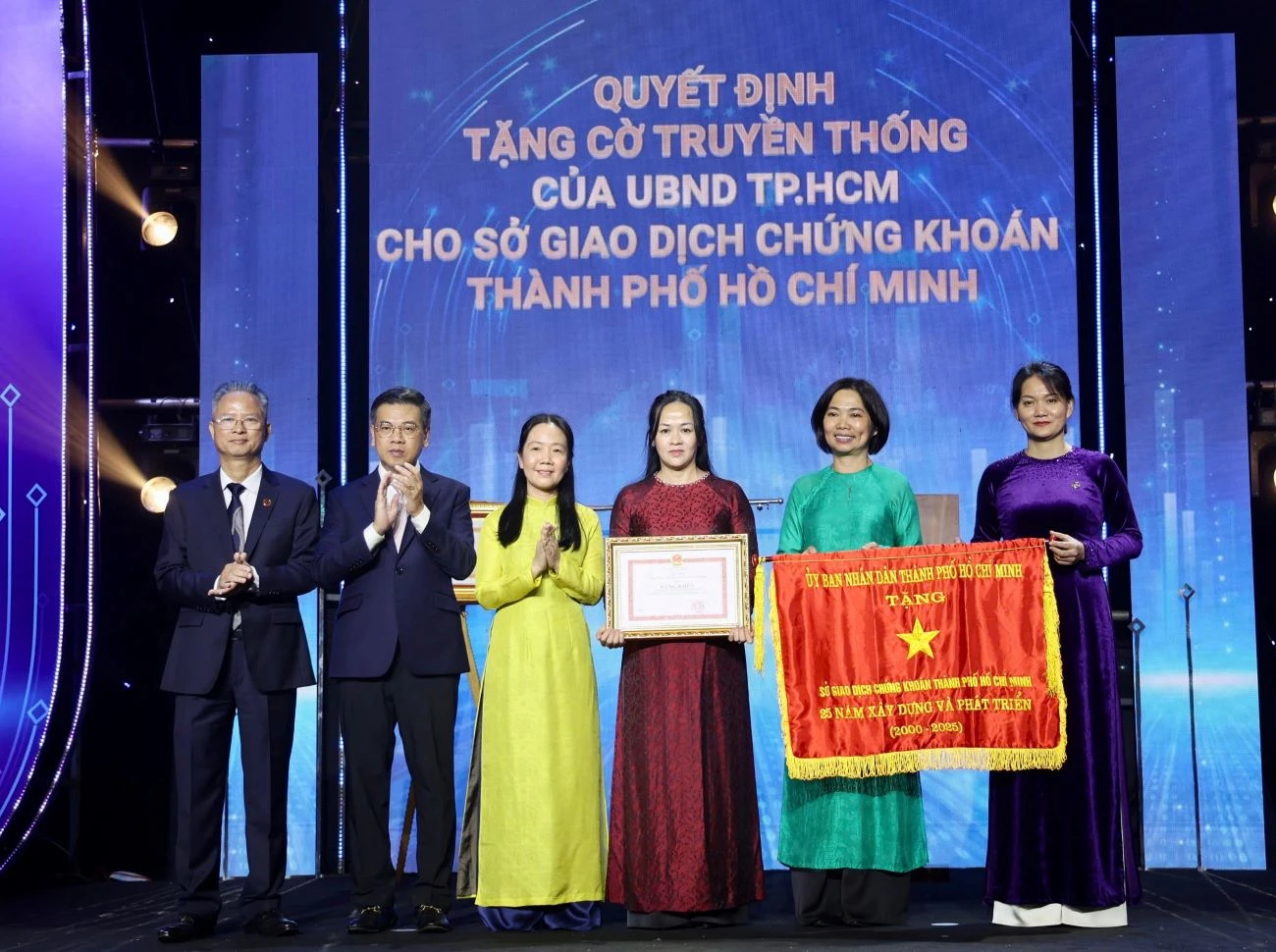 hinh 5 2 9.jpg