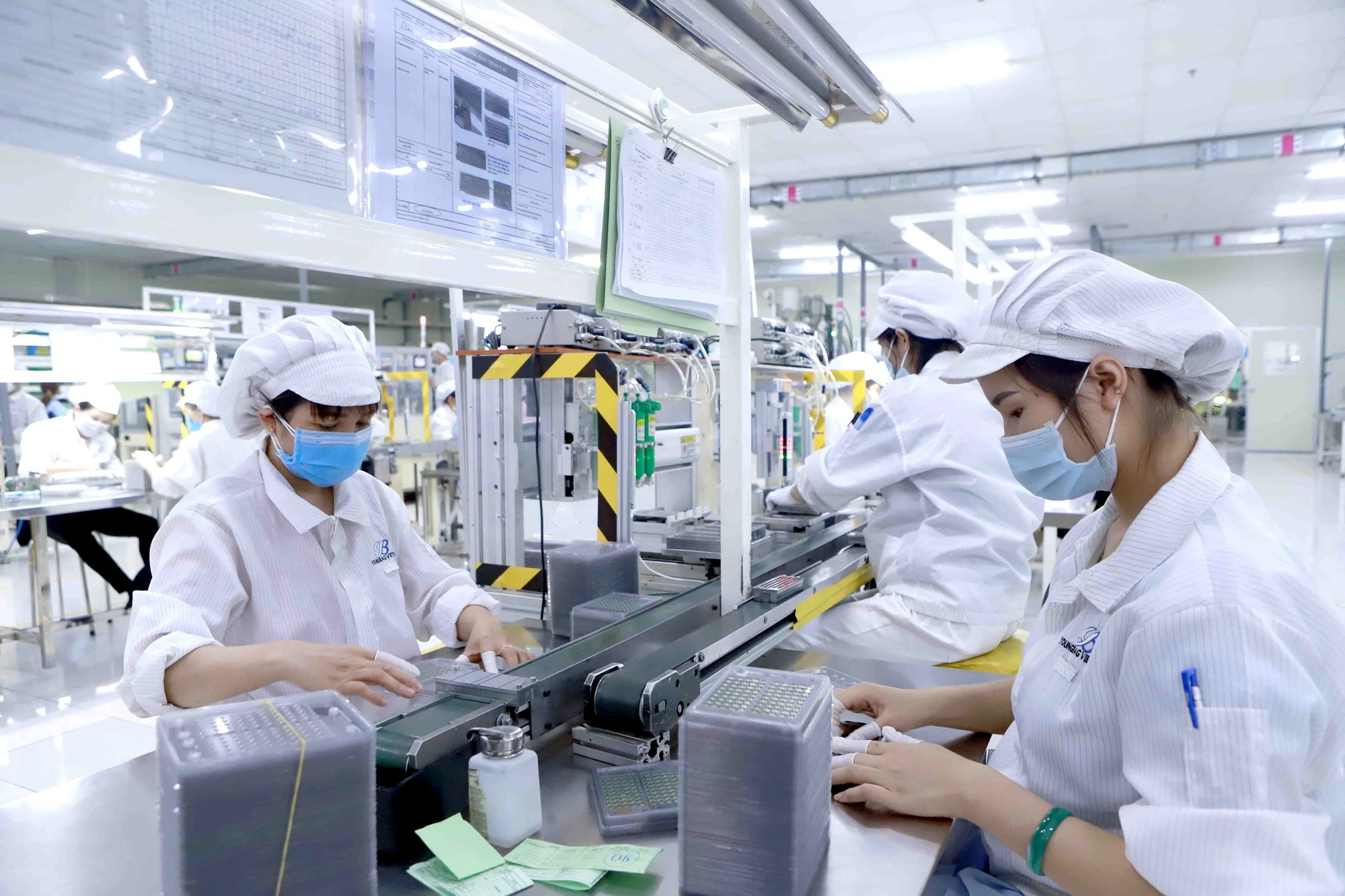 Năng suất lao động của TP.HCM thời gian gần đây có dấu hiệu thấp dần. Ảnh minh họa: TTXVN Năng suất lao động của TP.HCM thời gian gần đây có dấu hiệu thấp dần. Ảnh minh họa: TTXVN