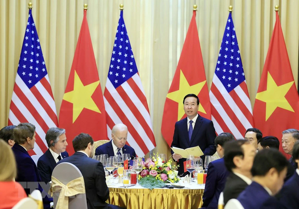 Phát biểu tại tiệc chiêu đãi Tổng thống Joe Biden, Chủ tịch nước Võ Văn Thưởng cho rằng trải qua bao khó khăn, thử thách, chưa bao giờ quan hệ giữa Việt Nam - Hoa Kỳ phát triển tốt đẹp như ngày nay. Ảnh: TTXVN Phát biểu tại tiệc chiêu đãi Tổng thống Joe Biden, Chủ tịch nước Võ Văn Thưởng cho rằng trải qua bao khó khăn, thử thách, chưa bao giờ quan hệ giữa Việt Nam - Hoa Kỳ phát triển tốt đẹp như ngày nay. Ảnh: TTXVN